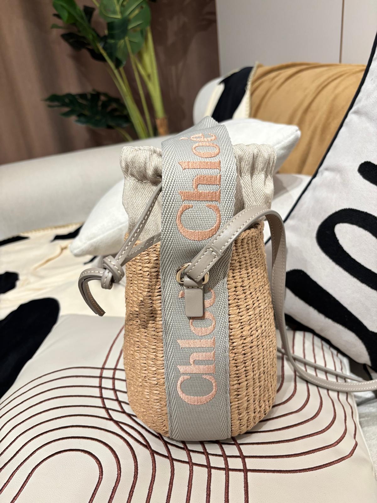 未使用品 Chloe Woody Small Bucket 100%Aurlthentic, Unused ✅Dust bag