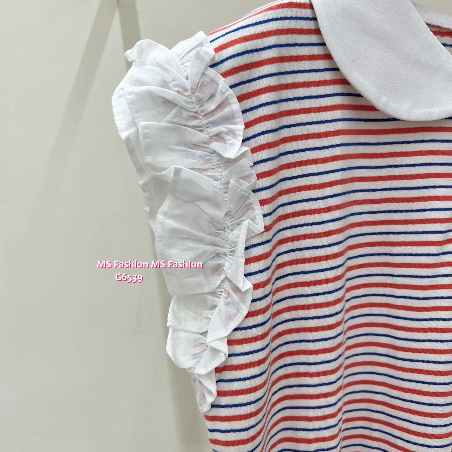 G6539 橫間ruffle袖top
