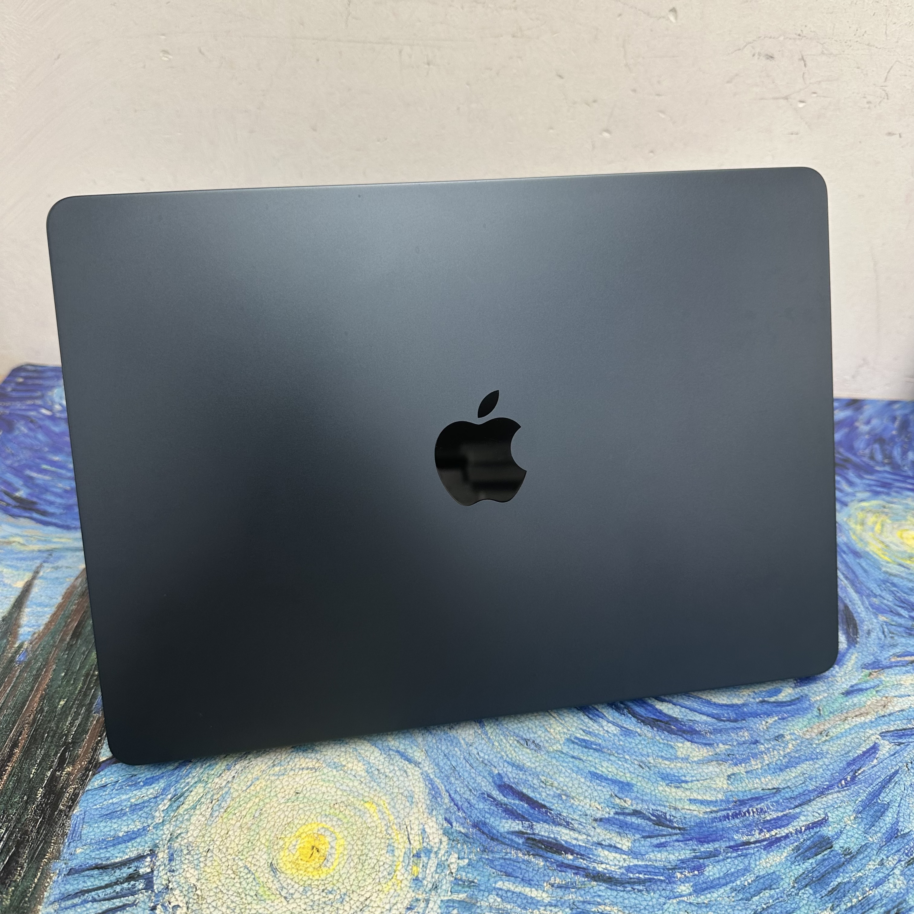 #5962 APPLE  MacBook Air M4 2025 M4 CPU/ 16GB Ram/256GB SSD/10核心GPU/Liquid Retina Mon/13吋/午夜藍/Gaming Laptop / Notebook / 超強續航能力/文書機 / 畫圖 / 剪片 / Movie / Netflix 