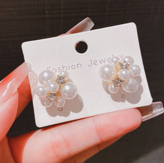 Cluster Bloom Studs