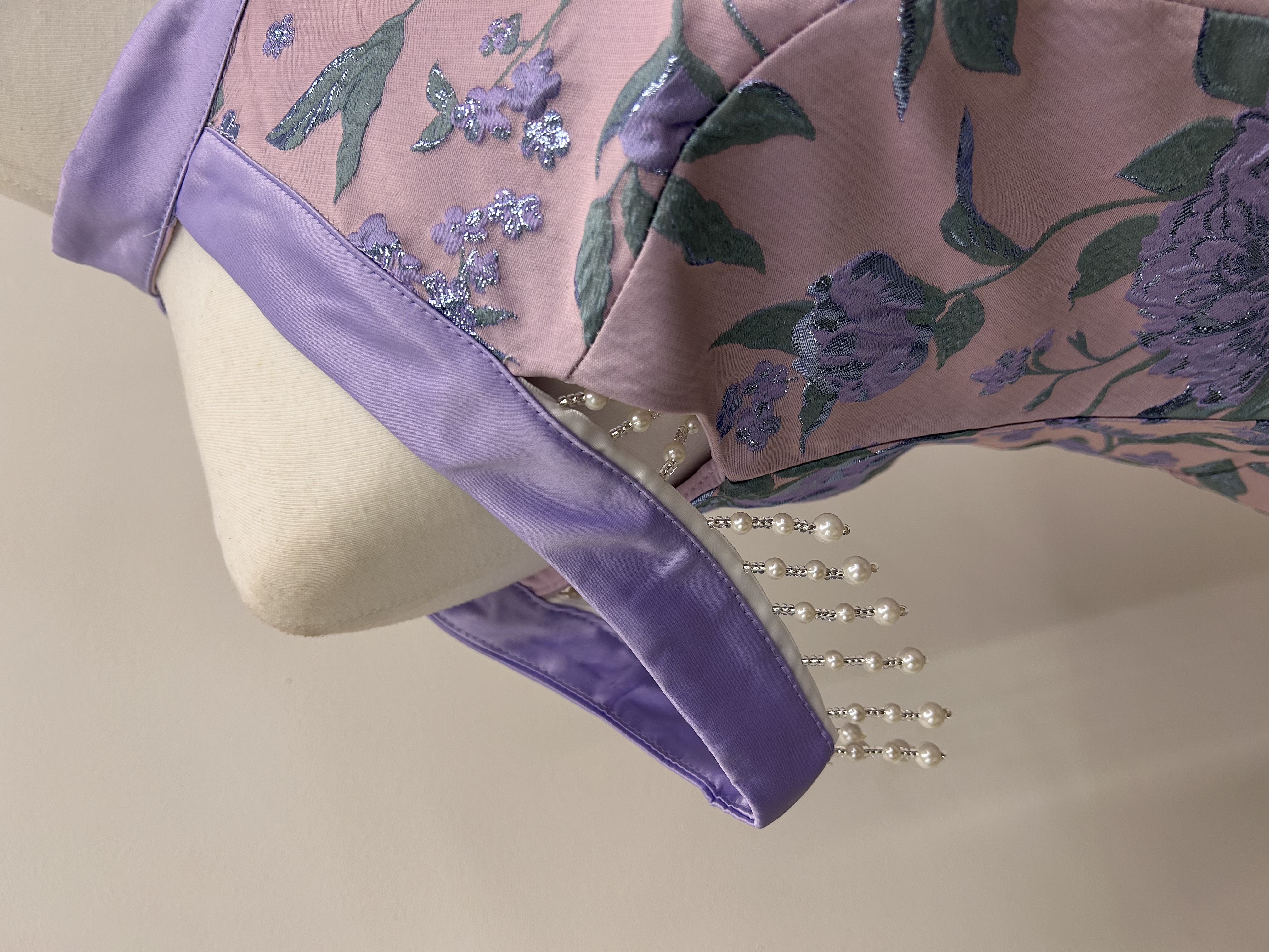 575.WB Cheong San Beaded Top & Pants