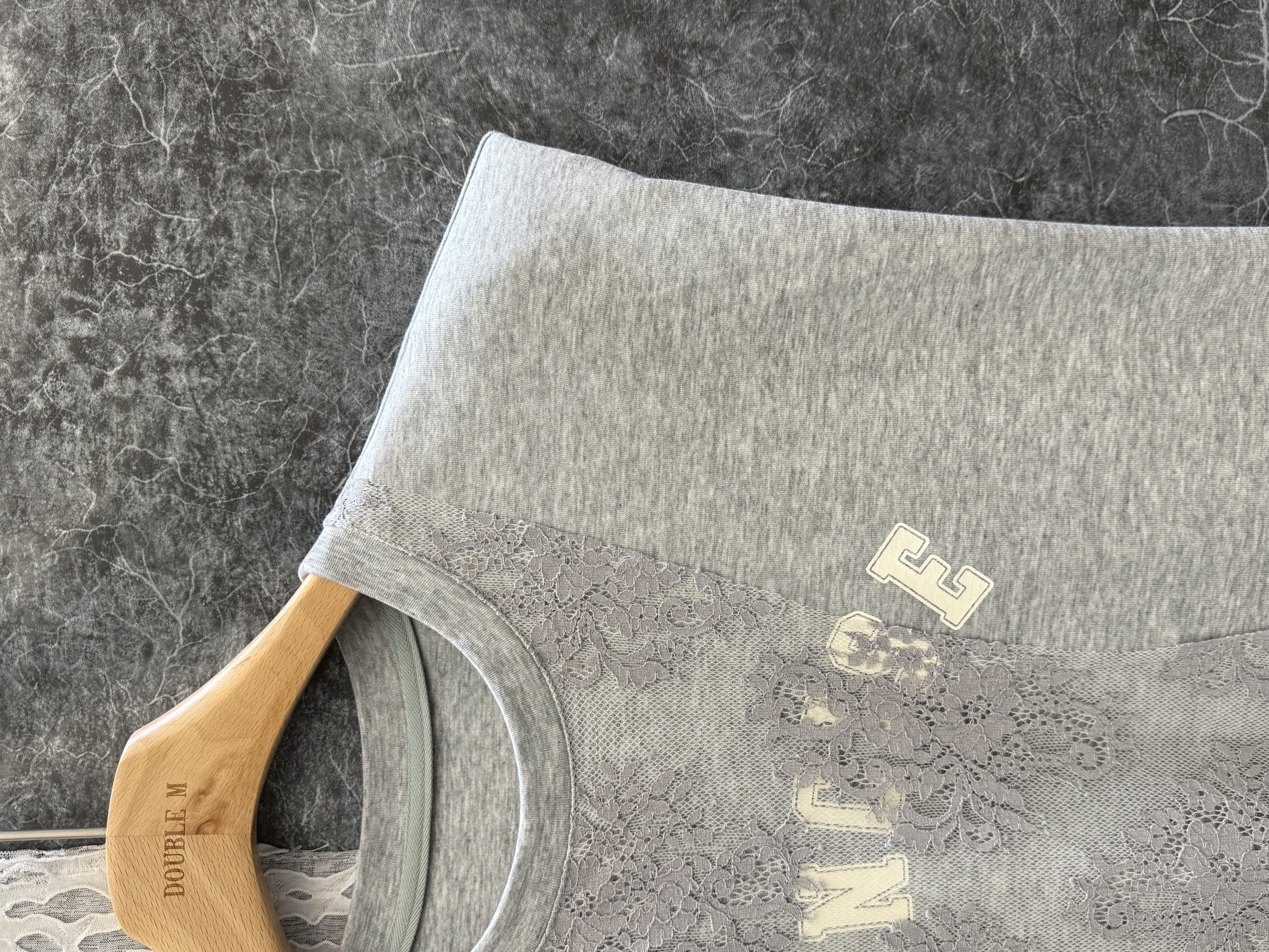 字母連身裙蕾絲兩件套