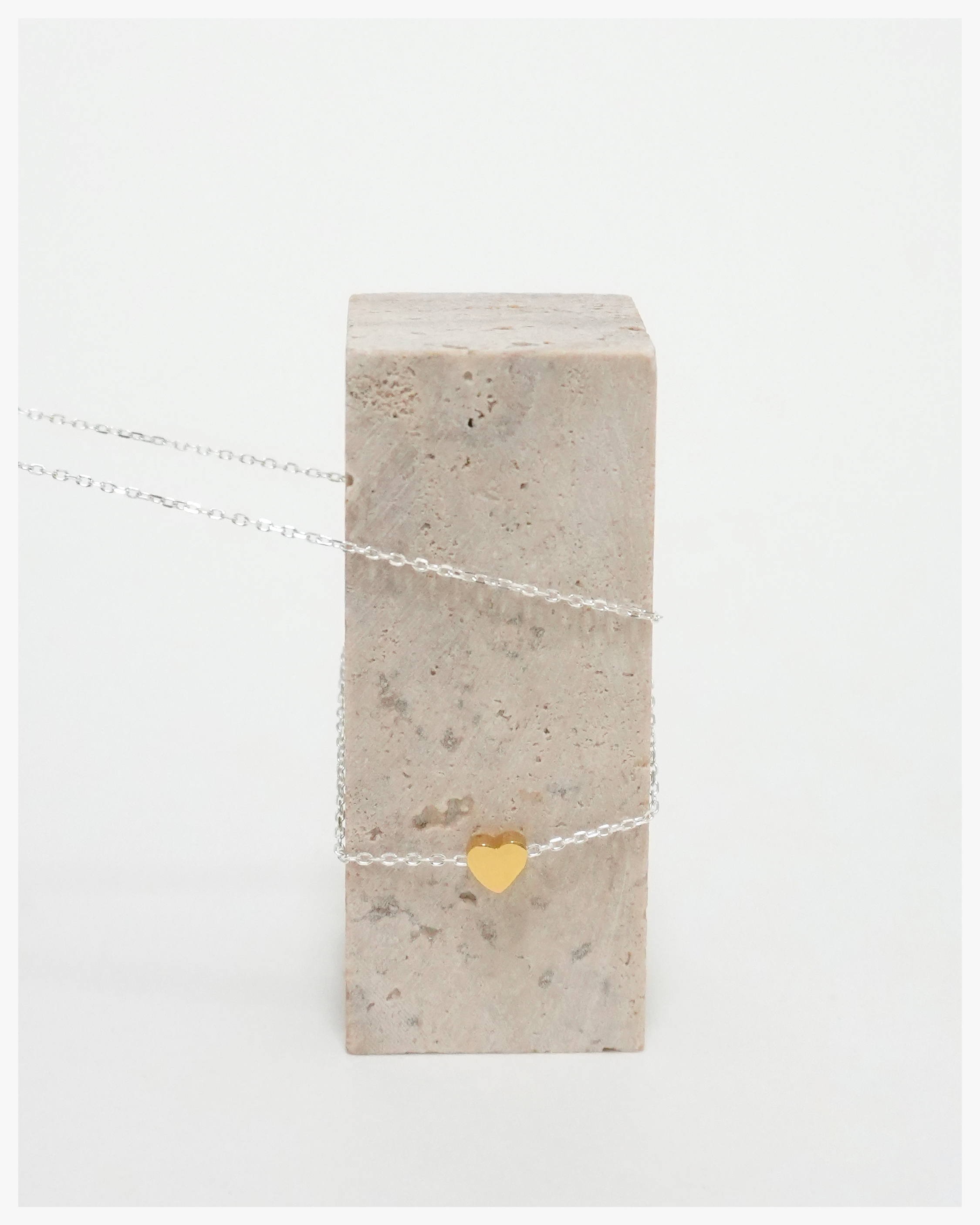 Urban Tiny Heart Necklace