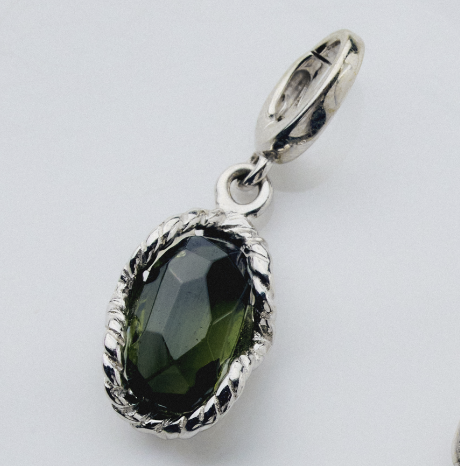 King of Green 2.0 Pendant