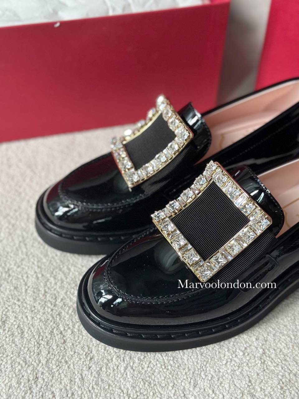 限時優惠🩷訂貨🍒RV 經典款鑽扣💎漆皮loafer  每年冬天熱賣款✨✨ WhatsApp check size 