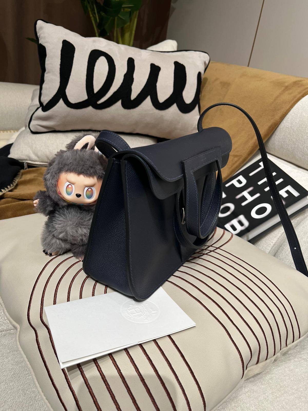 Hermes Halzan 25,STAMP U,BLEU NUIT 100%Authentic ,98%new ✅收據✅dust bag✅box 