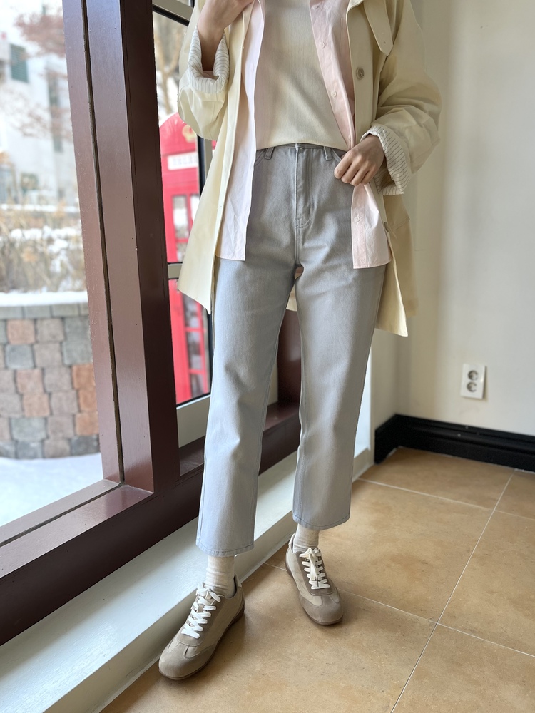 Pastelly Straight Jeans