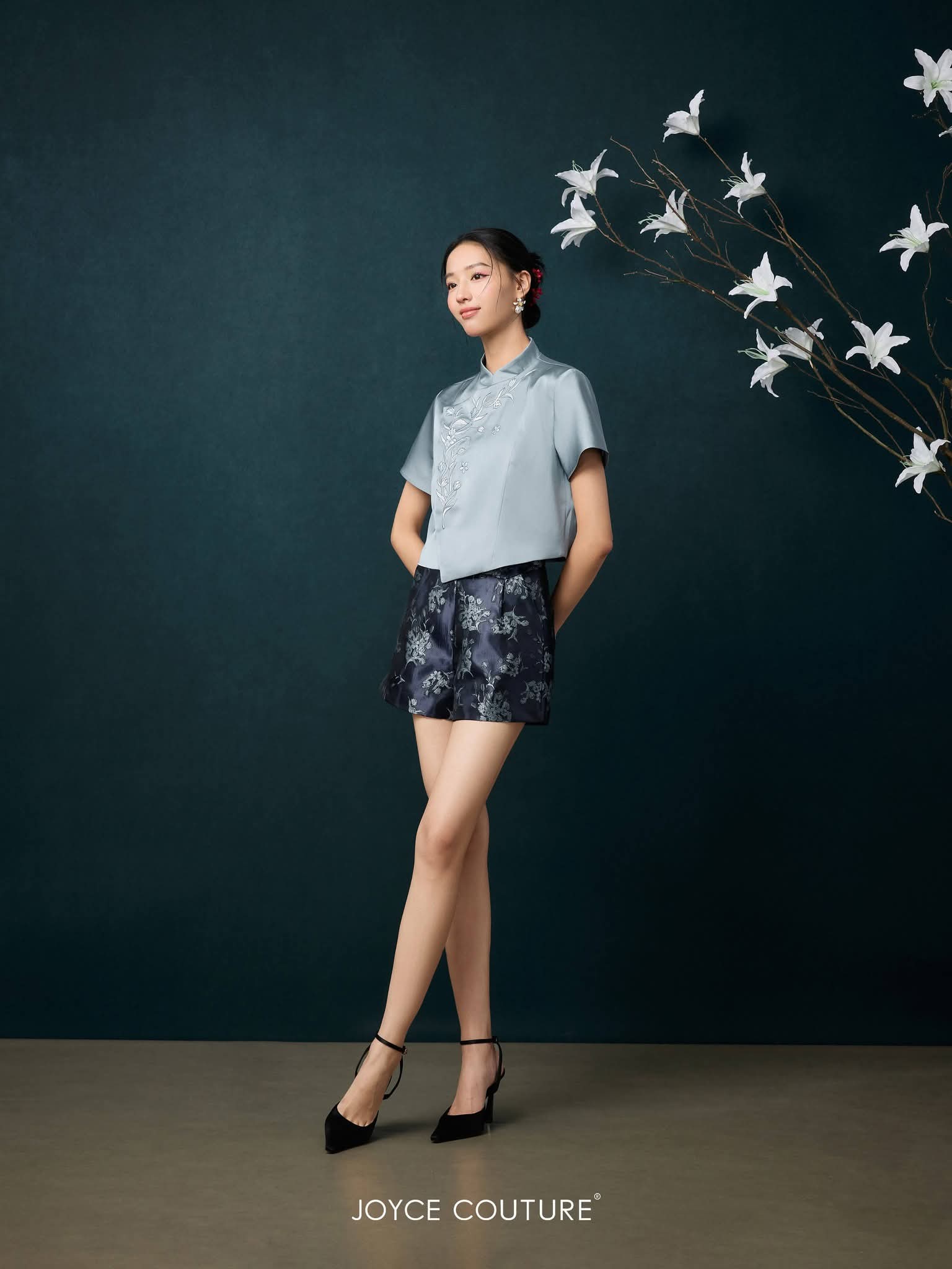 花卉刺绣上衣 T0761