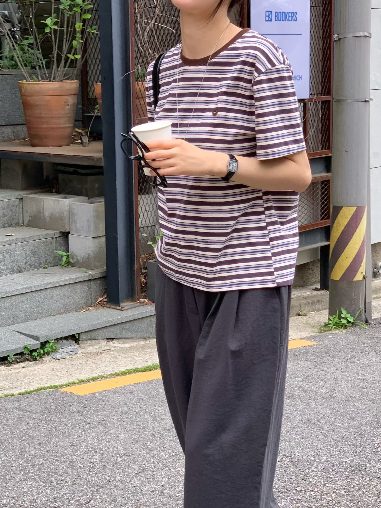 撞色領挺身間Tee