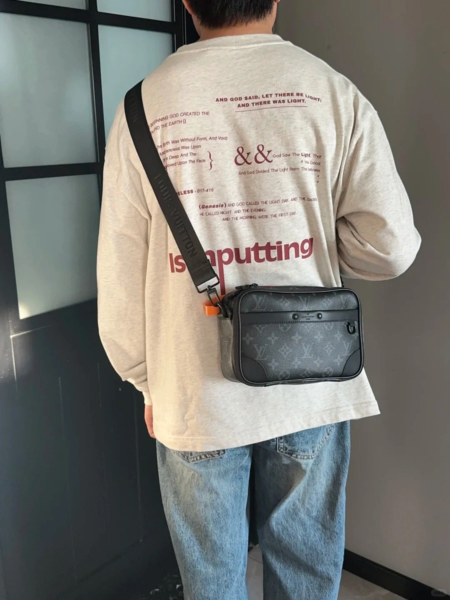 經典百搭耐用🖤👑  LV男裝 Alpha Wallet Monogram Eclipse Canvas