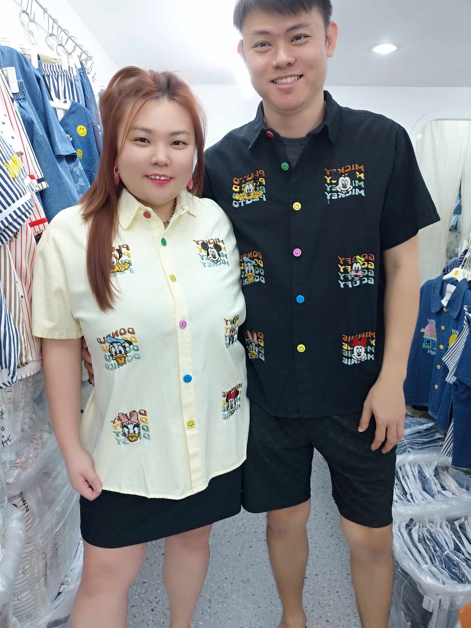 ENE13 米奇家族刺绣牛仔上衣