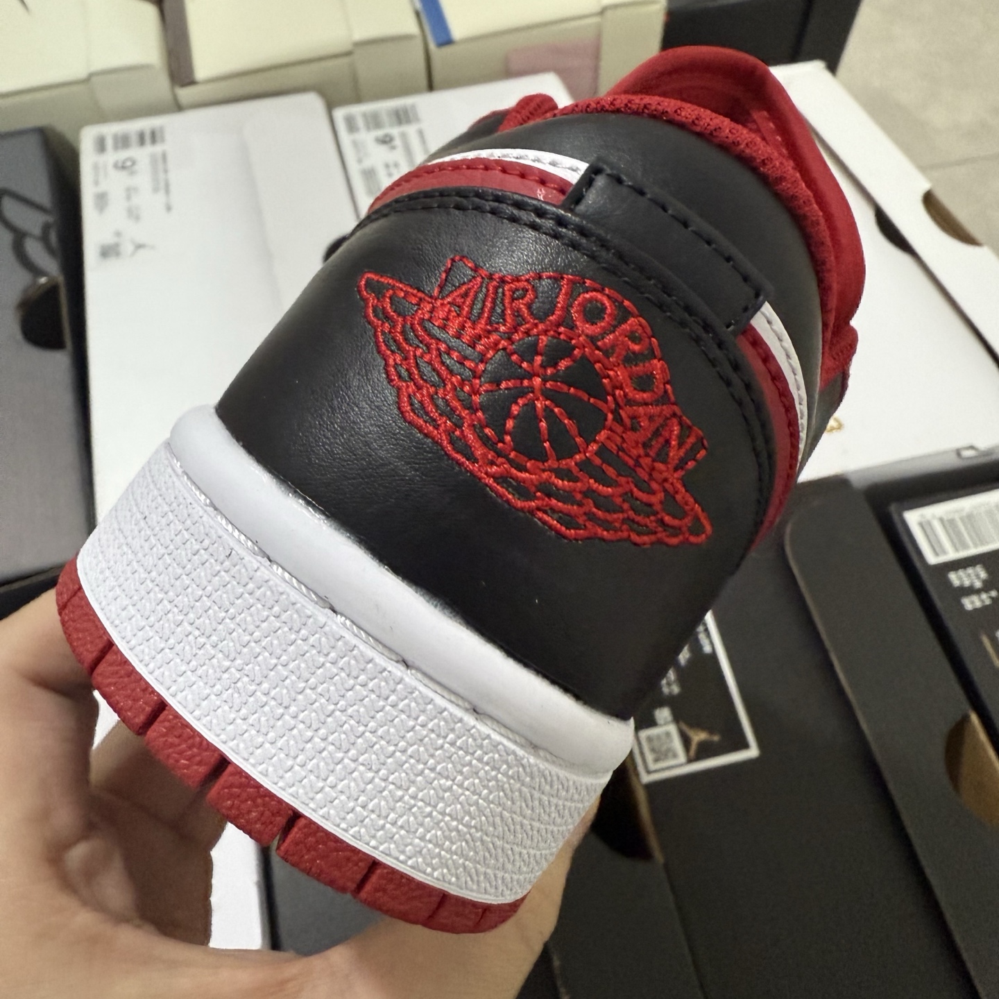 Nike Air Jordan 1 Low 553558-163
