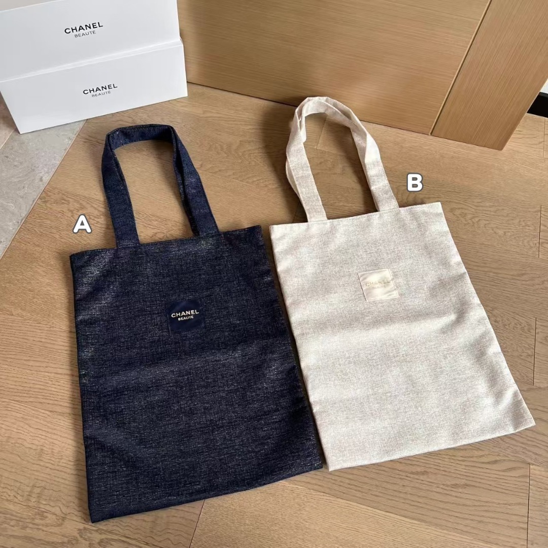 【現貨】Chanel Vic Gift 聖誕限定托特包