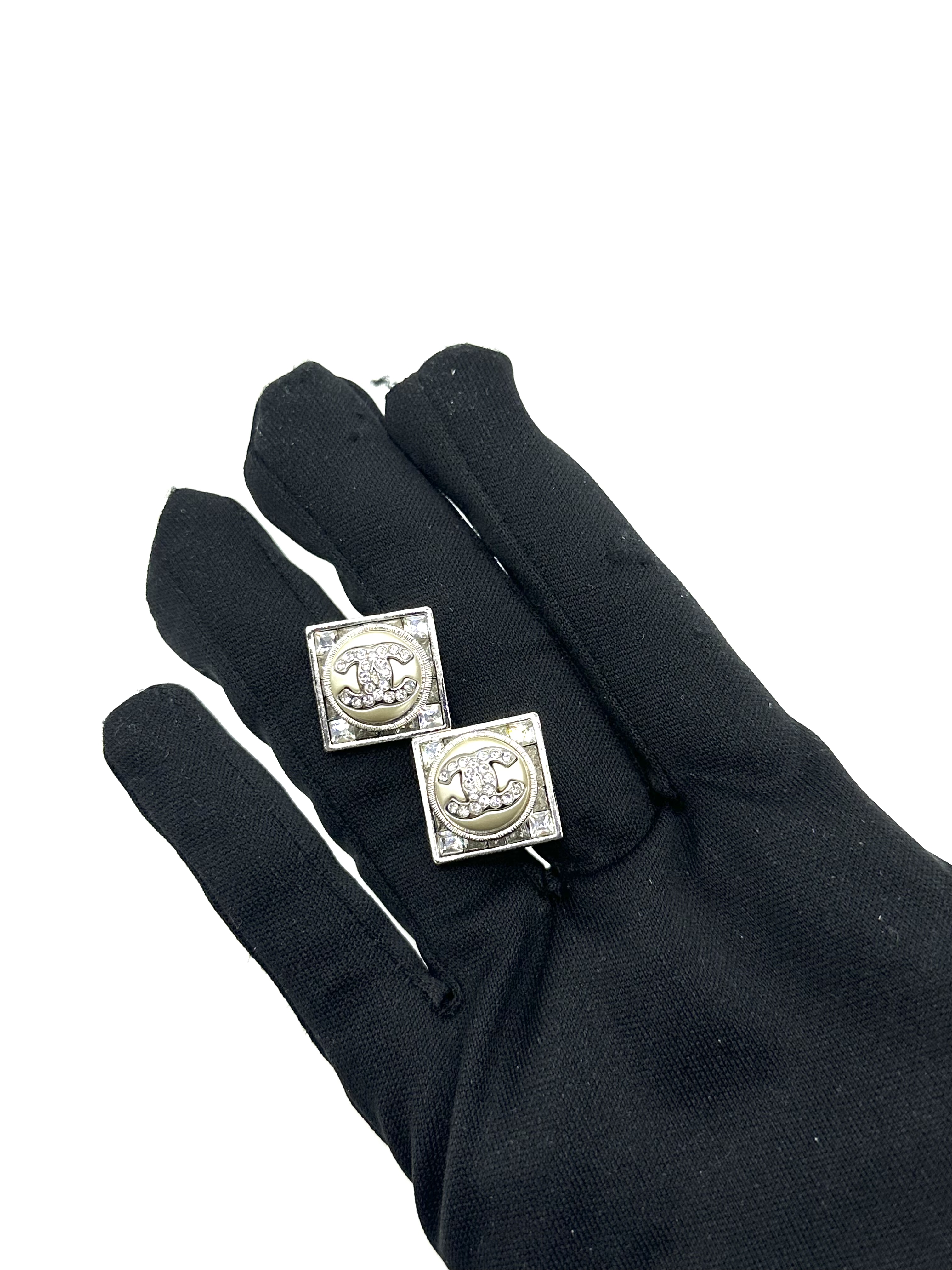 Pre-Owned Chanel Earrings / Product Code: 26041014