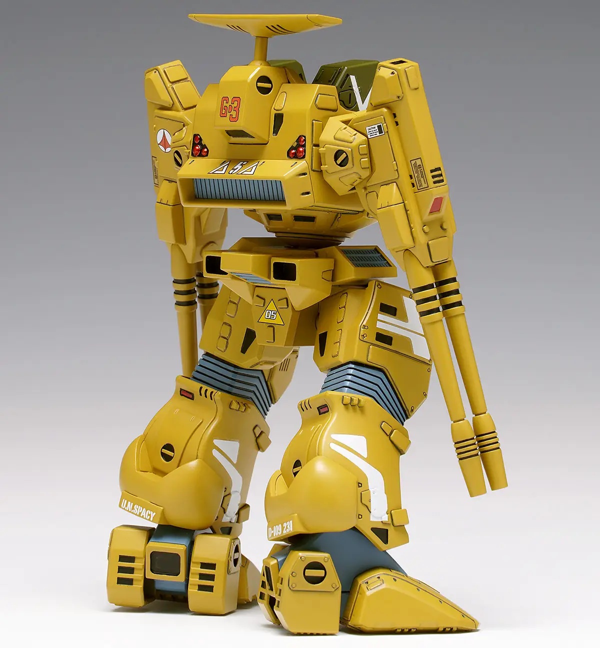 1/100 ADR-04-MkX Defender