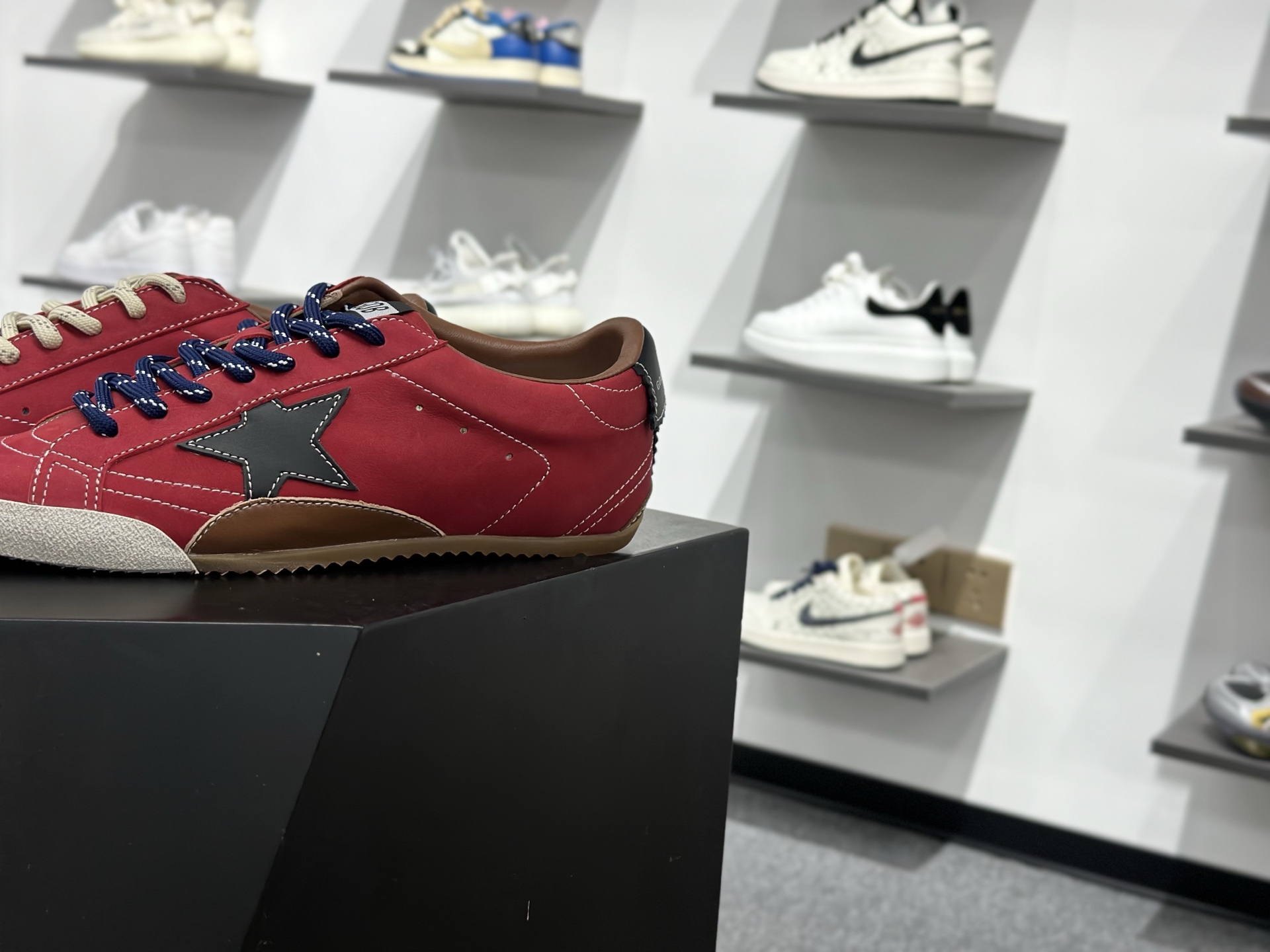 Golden Goose True Star