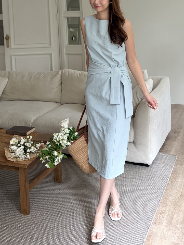Pastelly Gathered Waist Dress (Blue)