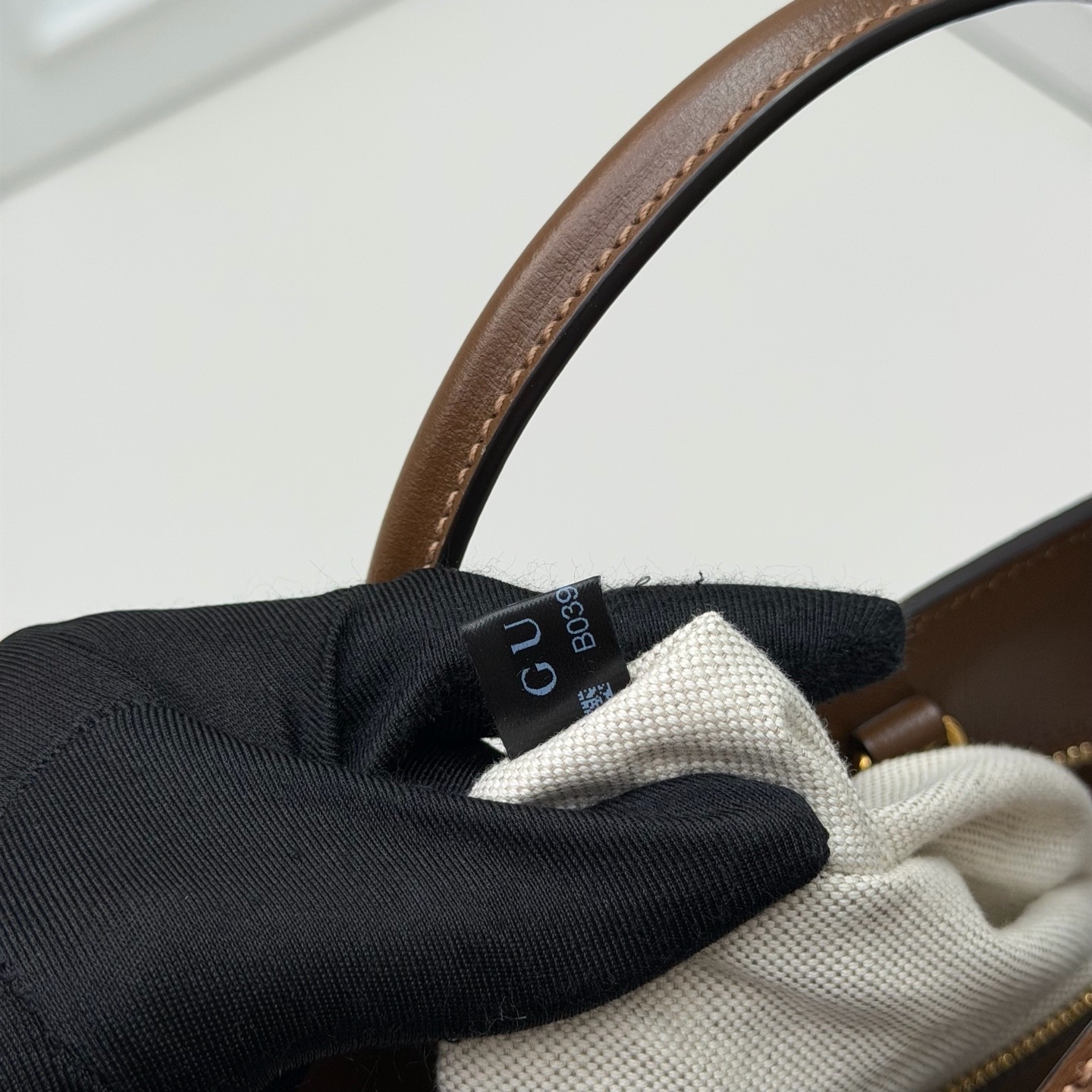 【預訂貨品】Gucci經典老花琴譜包 