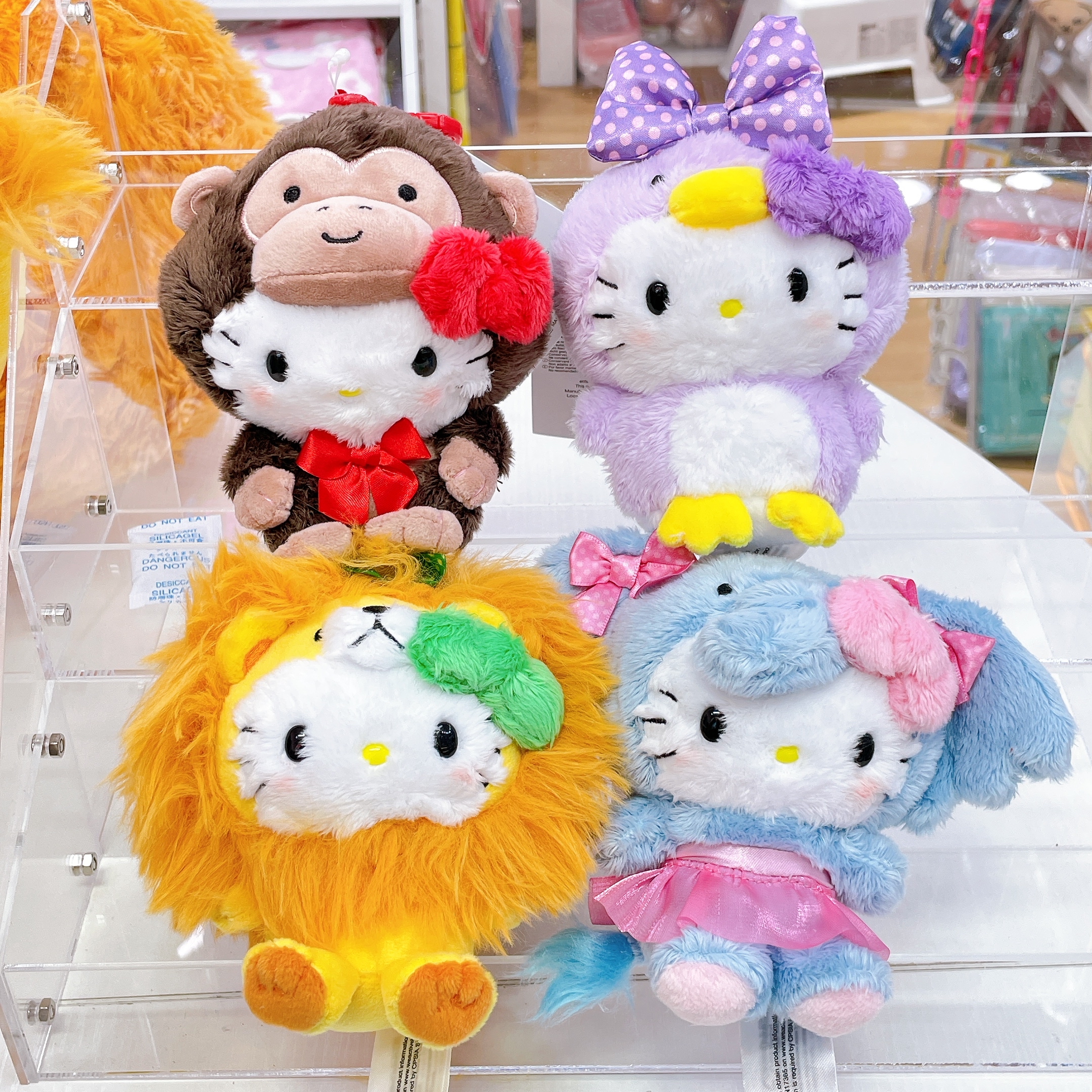 原裝行貨Sanrio Hello Kitty 扮不同動物系列公仔/公仔掛飾