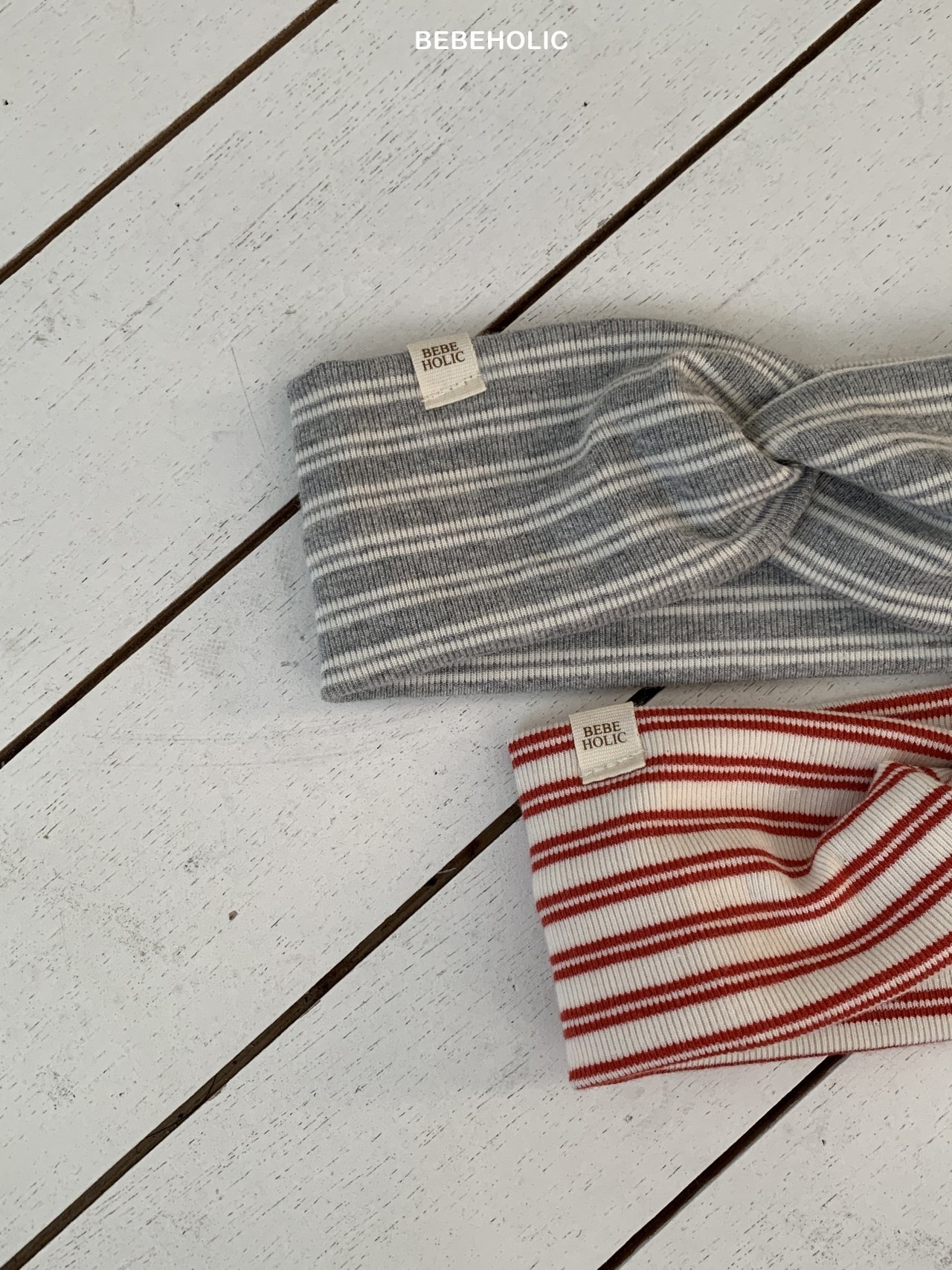 🌸預訂 韓國直送🌸🇰🇷BEBEHOLIC四色標籤條紋扭結髮帶