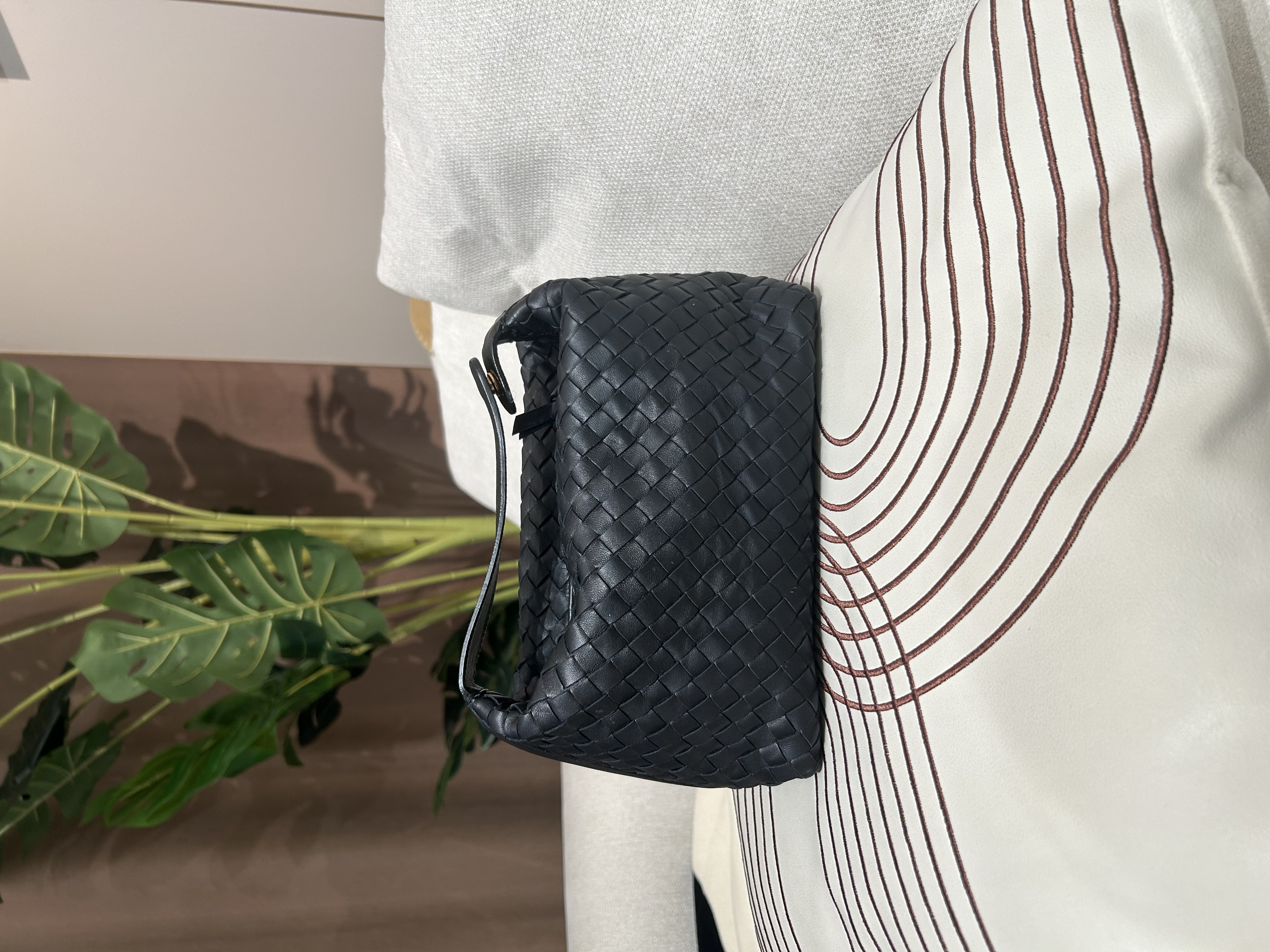 Bottega Veneta BV hobo Black Lambskin bag 100%Authentic,90%new✅dust bag