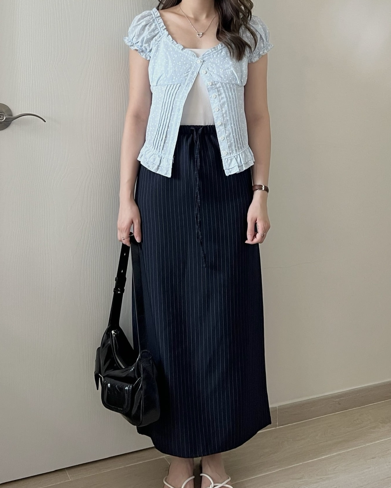 細骨架女孩直條紋西裙 現貨