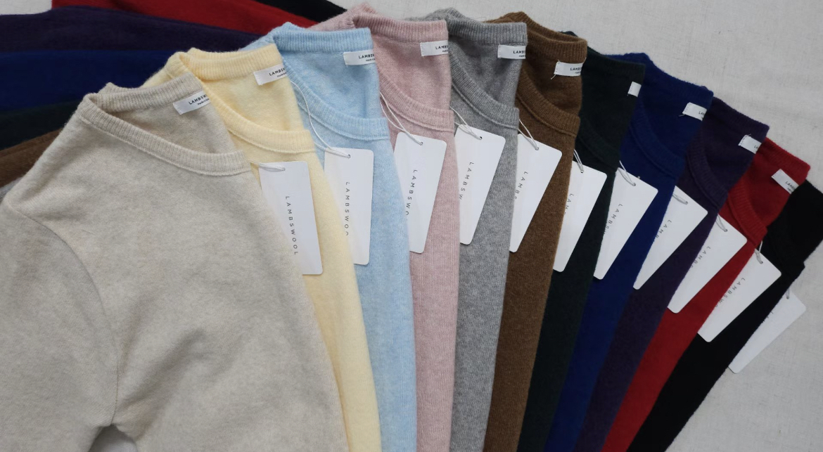 ♡ 圖 領 基 礎 百 搭 上 衣 。限時$98。 ･ᴗ･