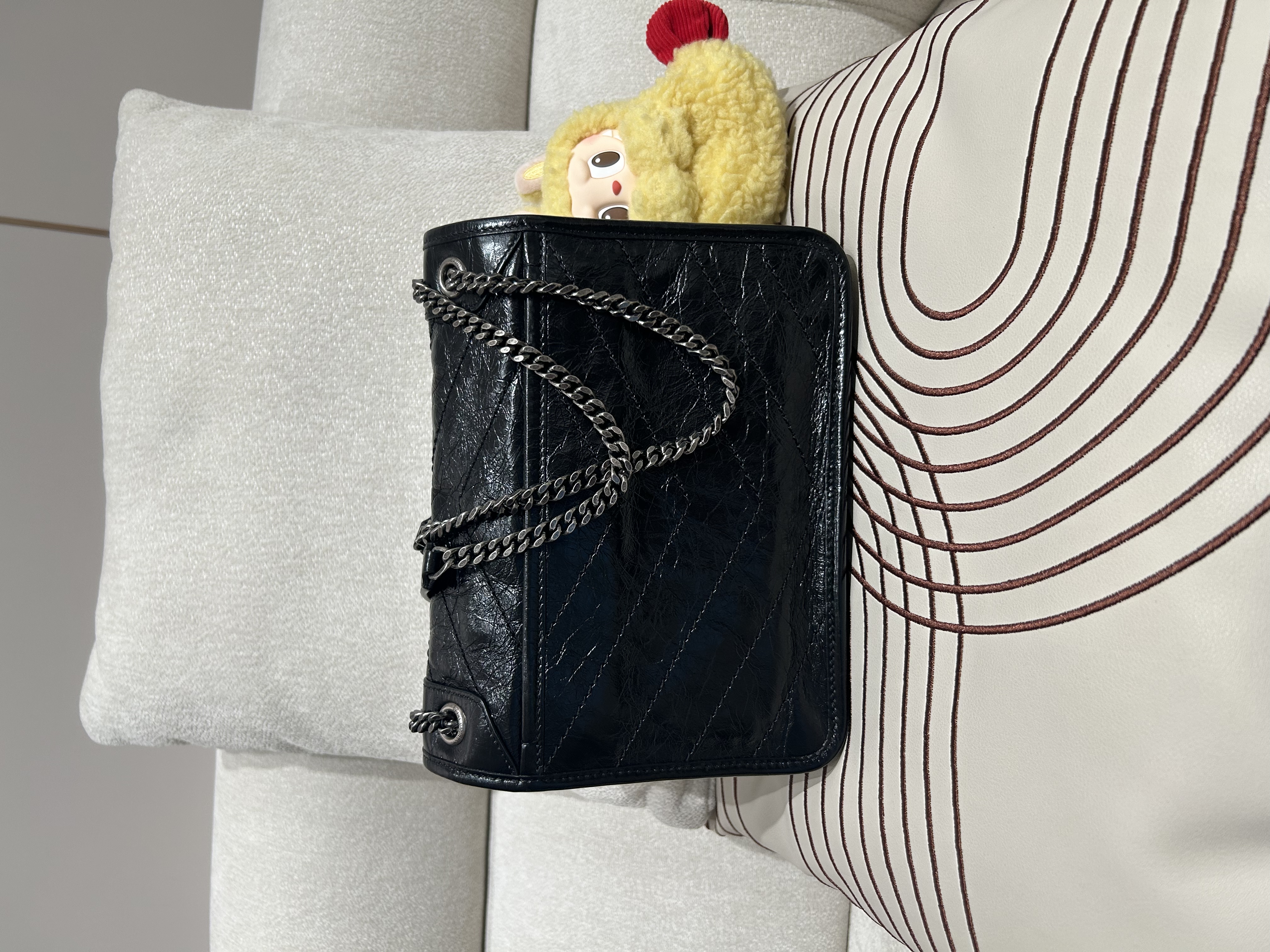 Saint laurent Niki baby YSL 100%Authentic,98%new ✅certificate ✅dust bag  