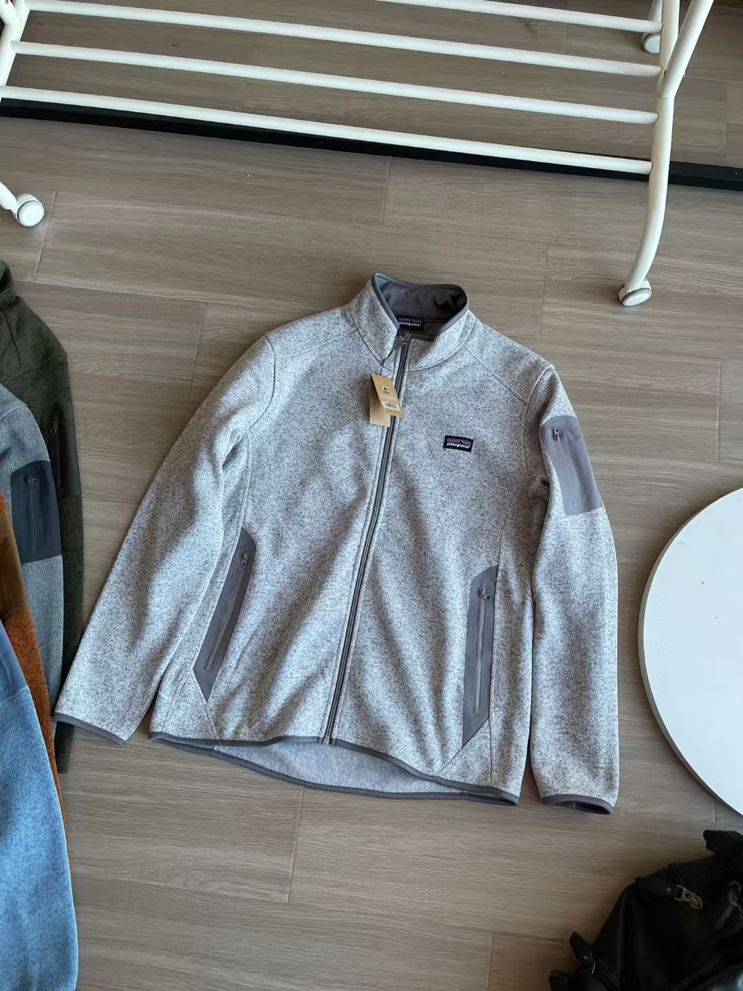 預訂 Pata gonia 輕量抓絨外套