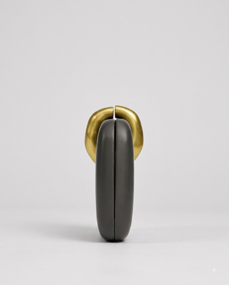 83007 Belle Nuit Clutch