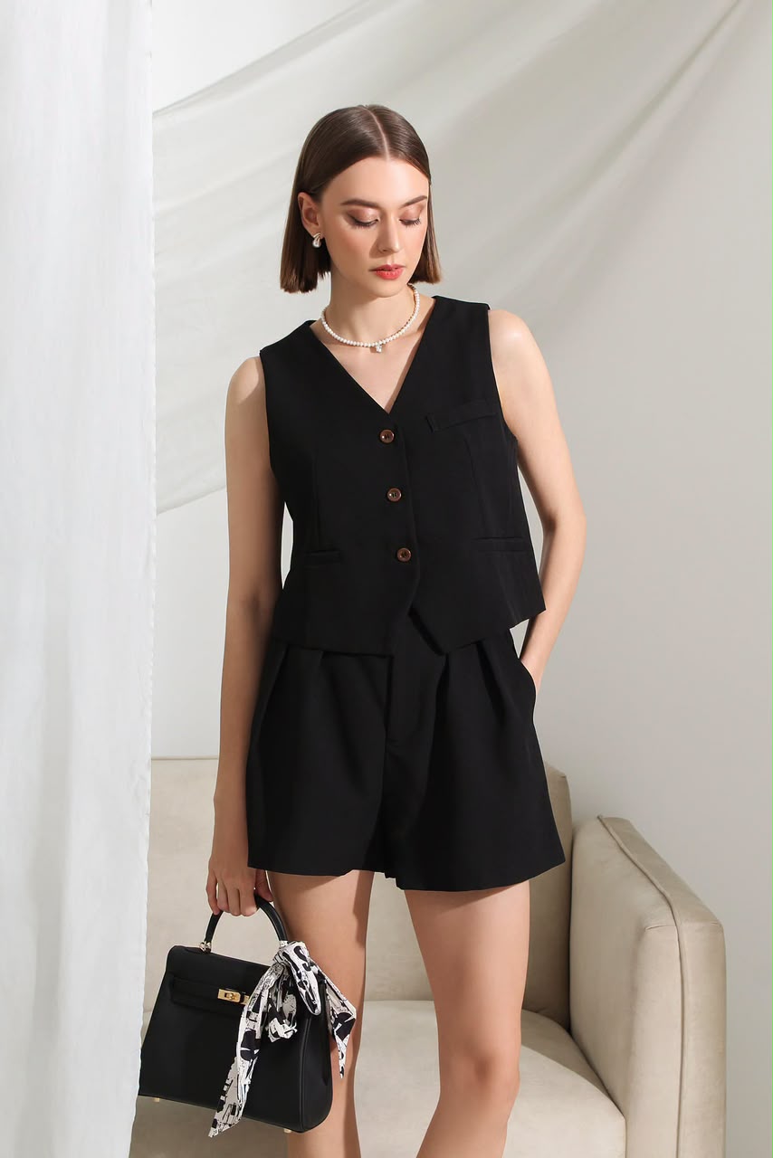 MFY10019+MFY10019-1 Modern Tailored Vest & Pleated Shorts Set
