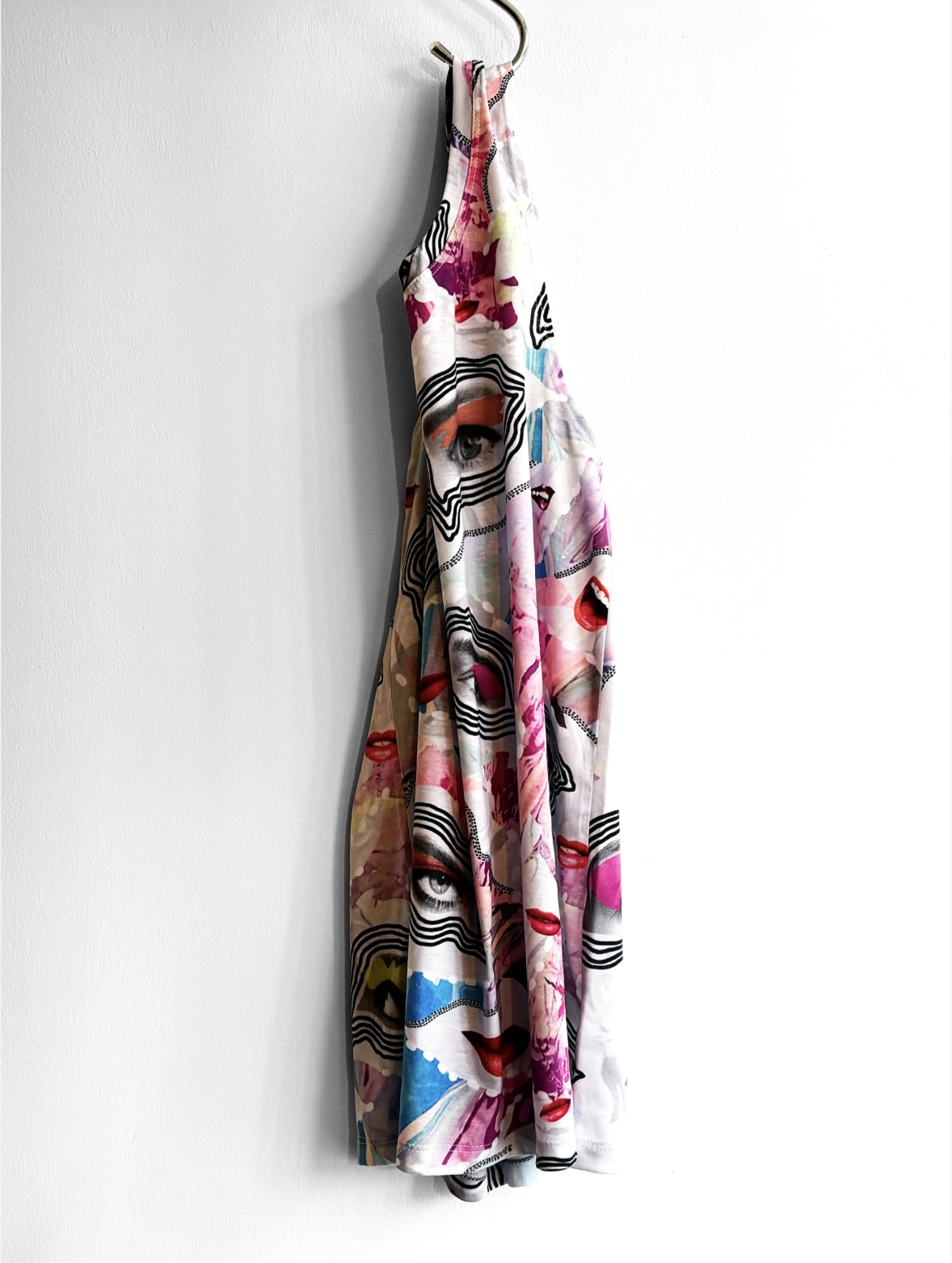 Conversation II - Statement Top