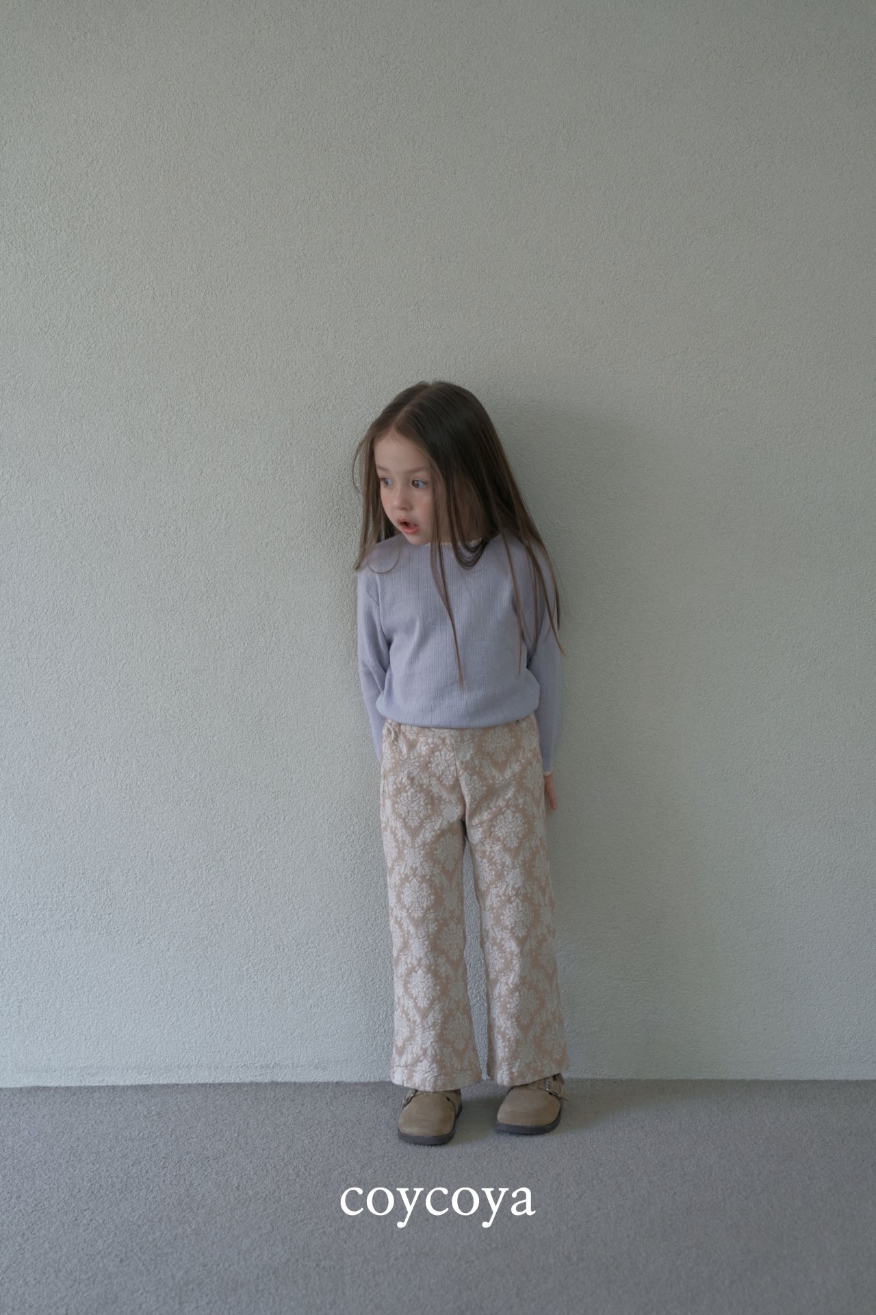 🌸預訂 韓國直送🌸🇰🇷COYCOYA兩色奢華提花半喇叭褲