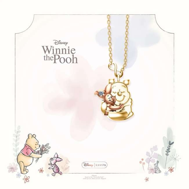 🌸 【預訂】RAVIPA x Pooh & Piglet 頸鏈<GD>- POOH HUNNY DAY 2026