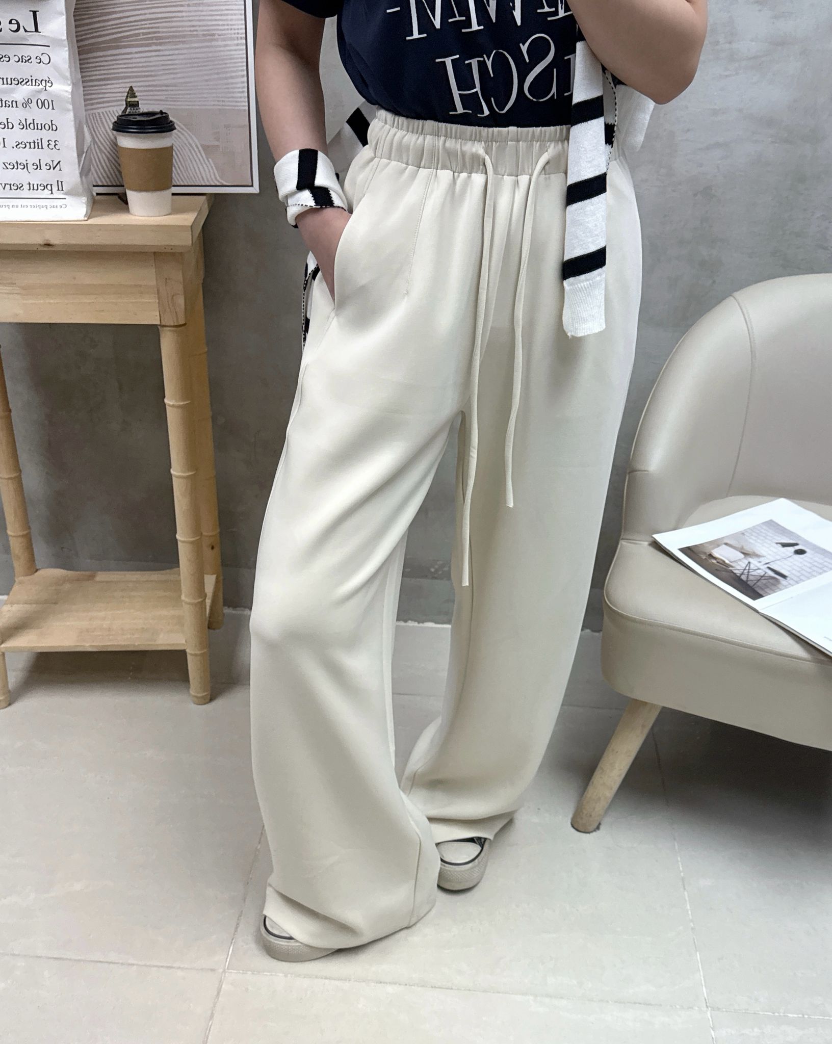 B03 滑滑直腳休閑褲