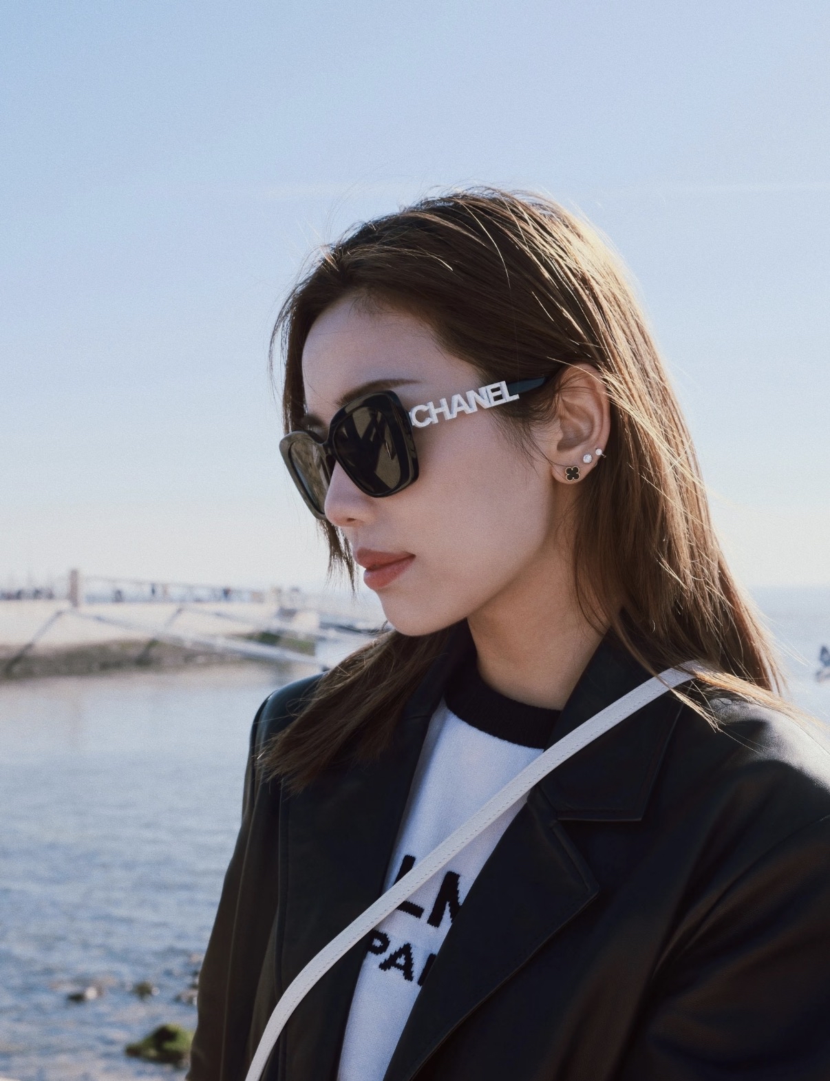 現貨✨🫶🏻熱賣款🪩Chanel 白色小閃石太陽眼鏡