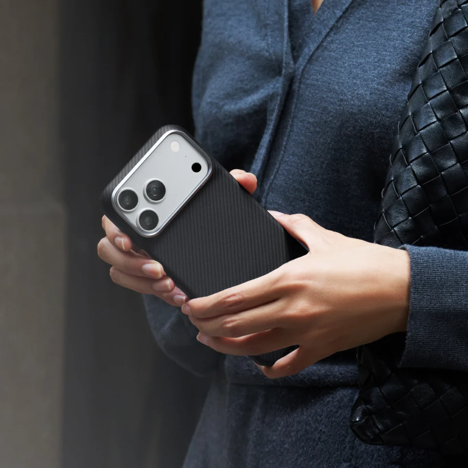 Pitaka Edge Case for iPhone 18 Series - 600D Black/Grey Twill