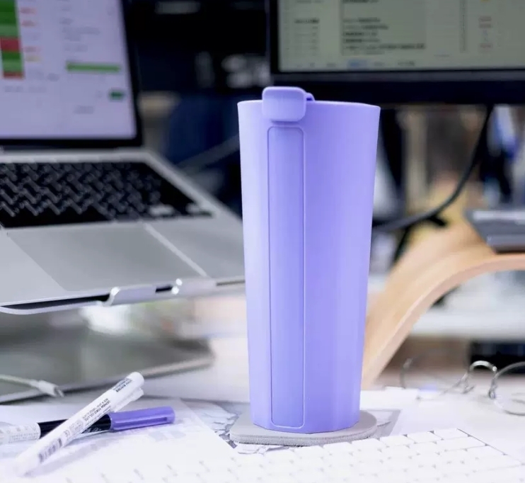 $98隻。2隻起$88隻。 hó-lim 免吸管隨行杯 是針對手搖飲愛好者量身打造的解決方案。它最核心的價值在於徹底解決了「想環保但帶吸管很麻煩」的痛點。