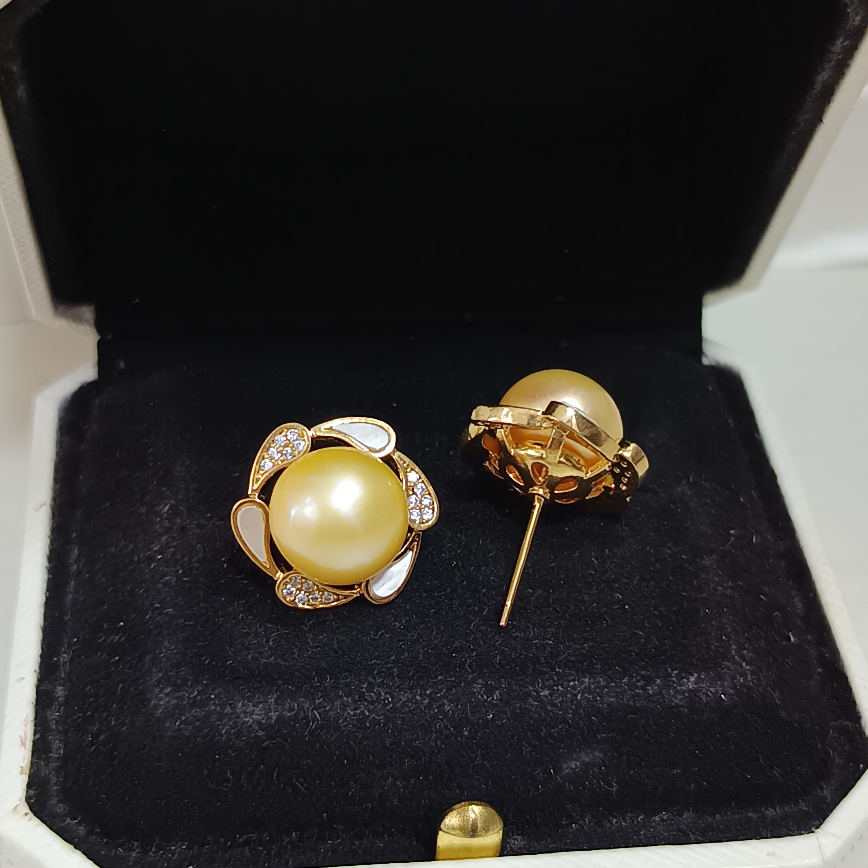 特價品‼️精品淡水優化金色饅頭珍珠注金銀針耳釘