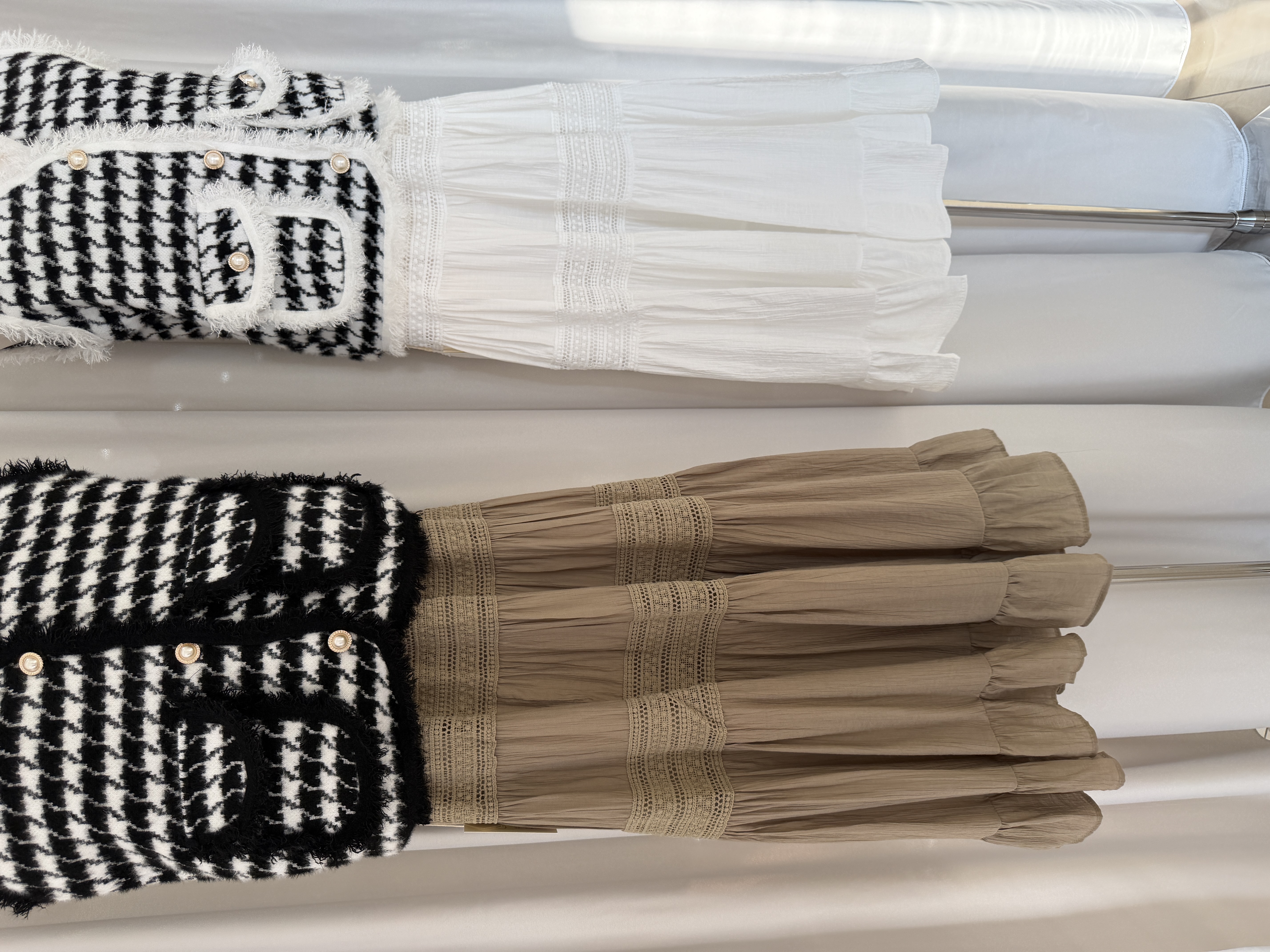 6595 韩系温柔镂空半身长裙