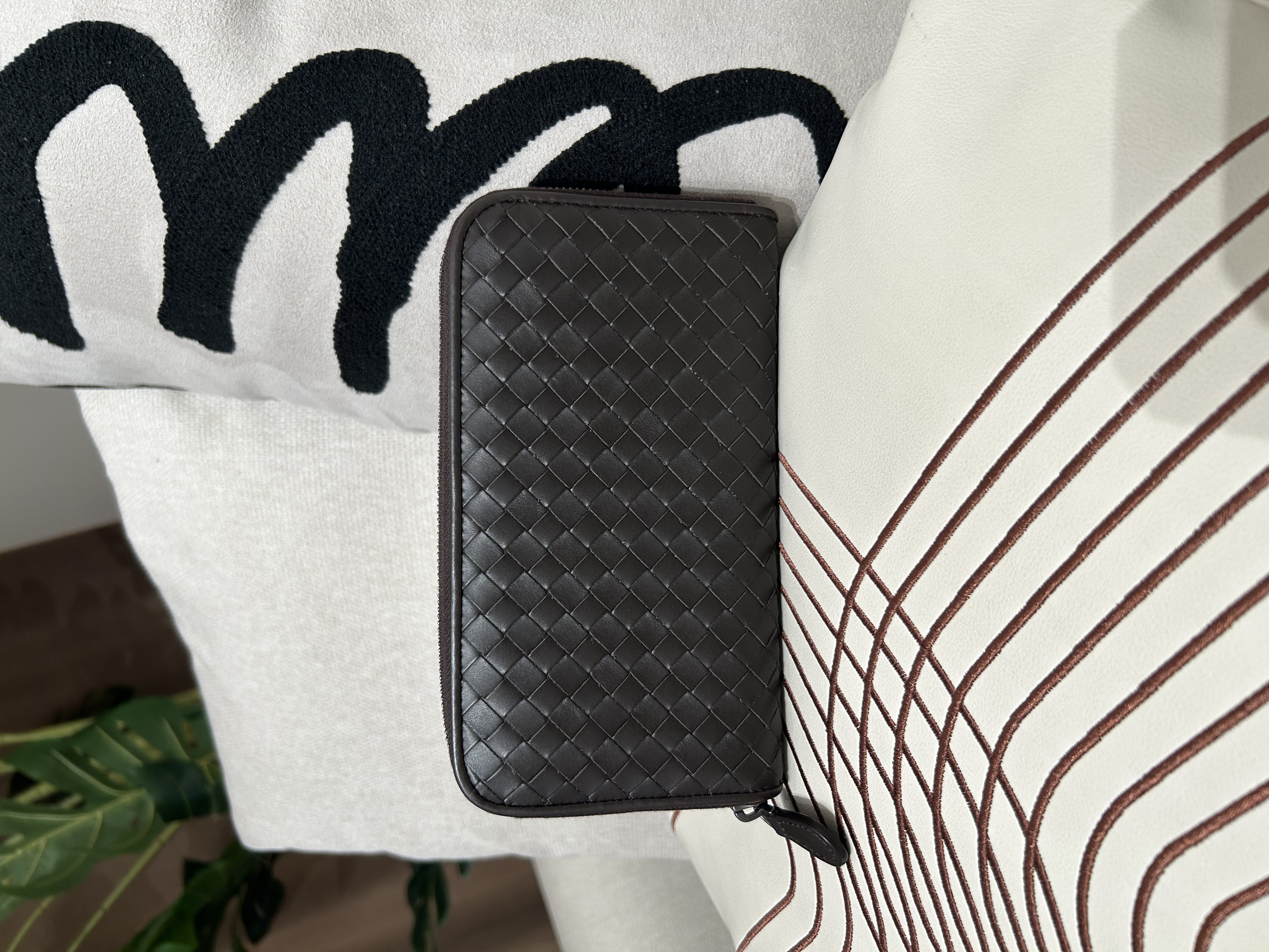 Bottega VETEGA LONG WALLET  100%Authentic ,95%new ✅dust bag
