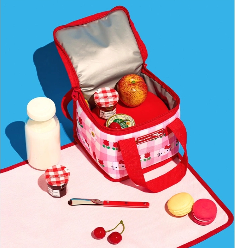 Wigglewiggle x Hello Kitty Limited Collection Part 2
