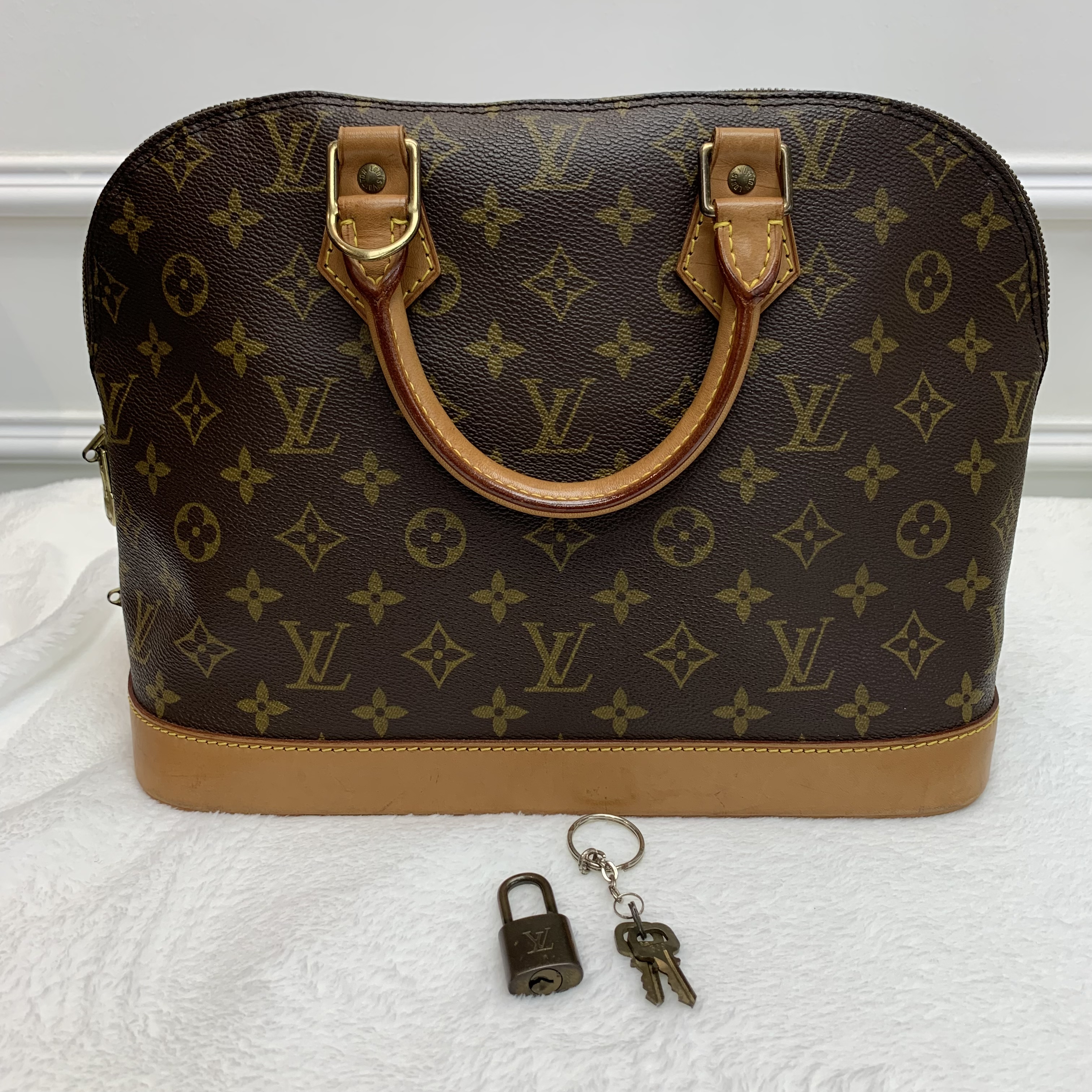 🤎中古款 LV帶鎖貝殼手袋