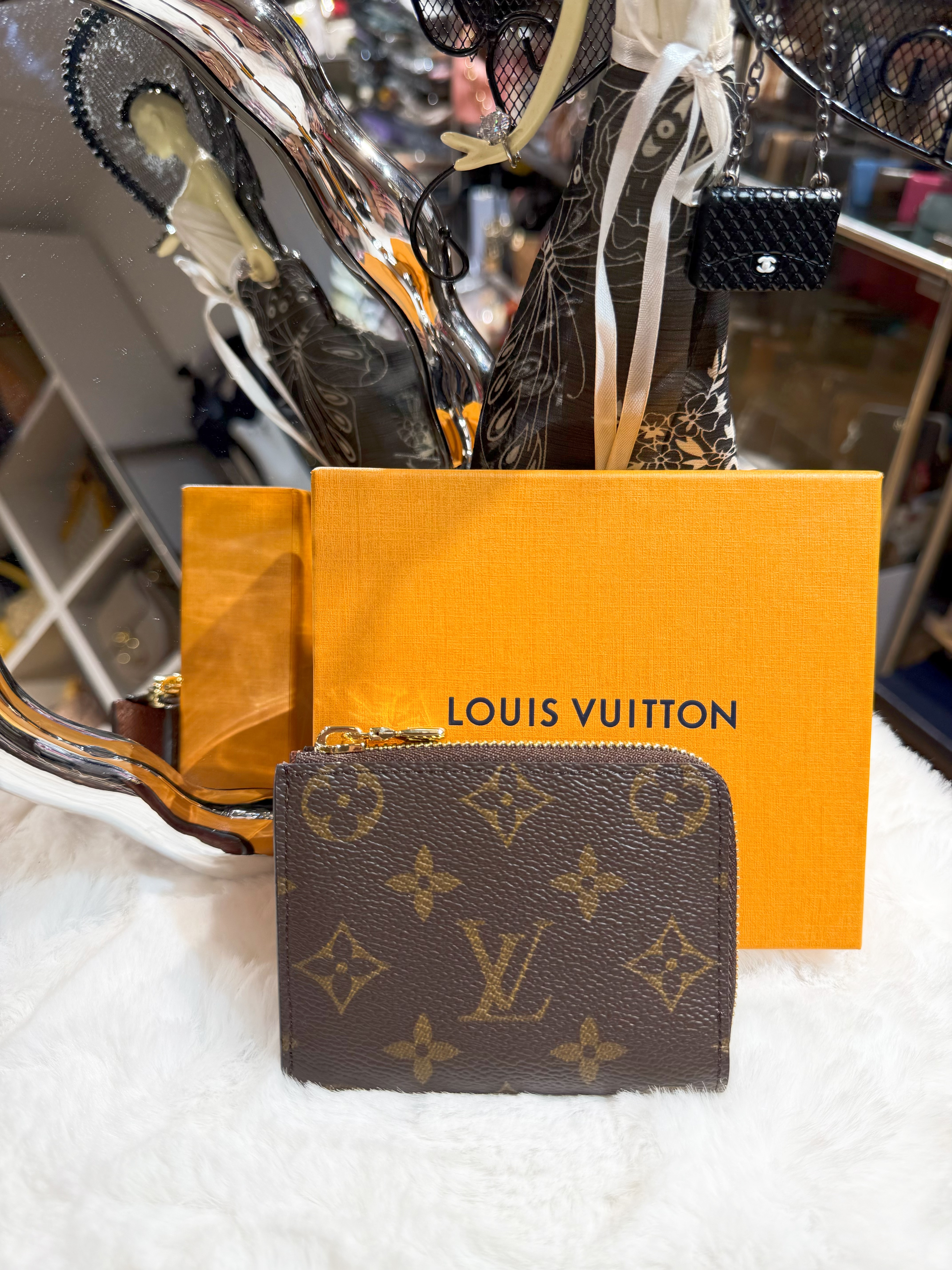 LV L zip wallet M83476 | Q's Shop