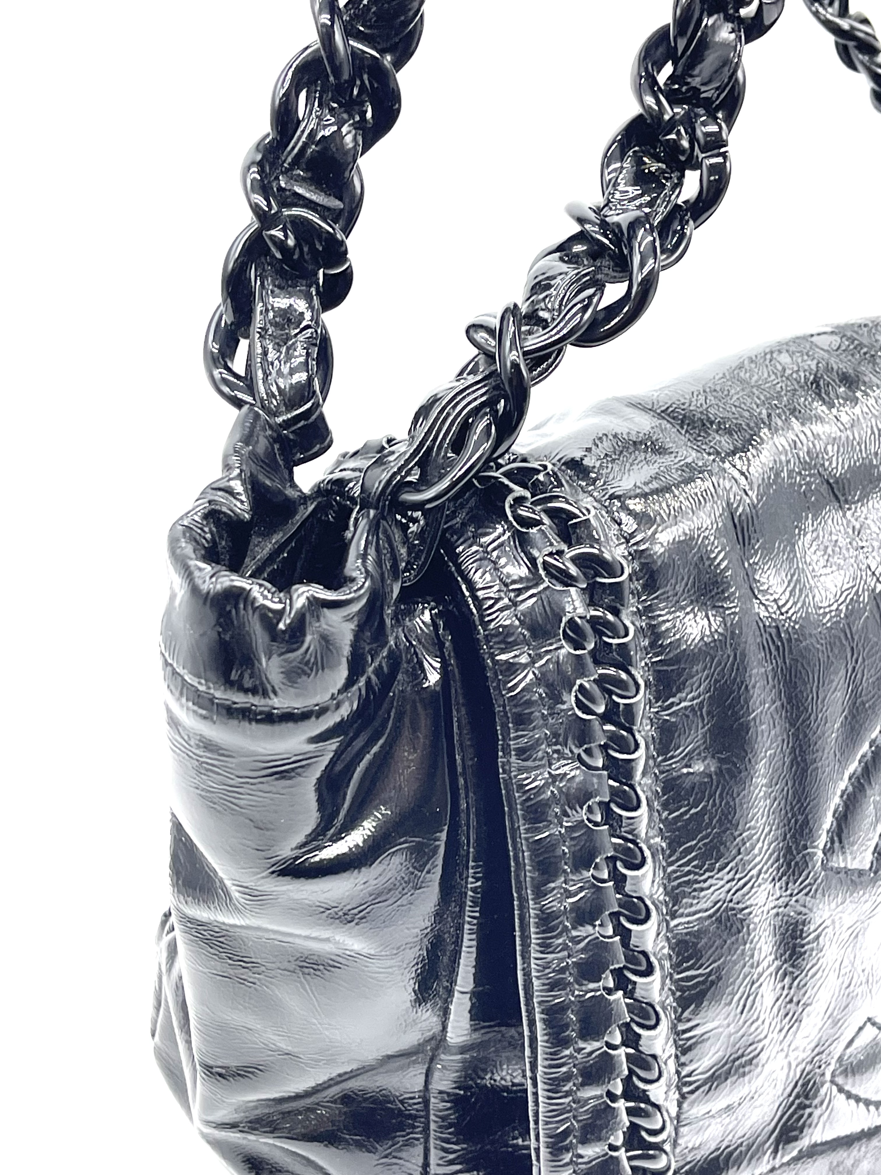 Pre-owned Chanel Black Patent Leather Luxe Ligne Flap Bag / Product Code: 26040308