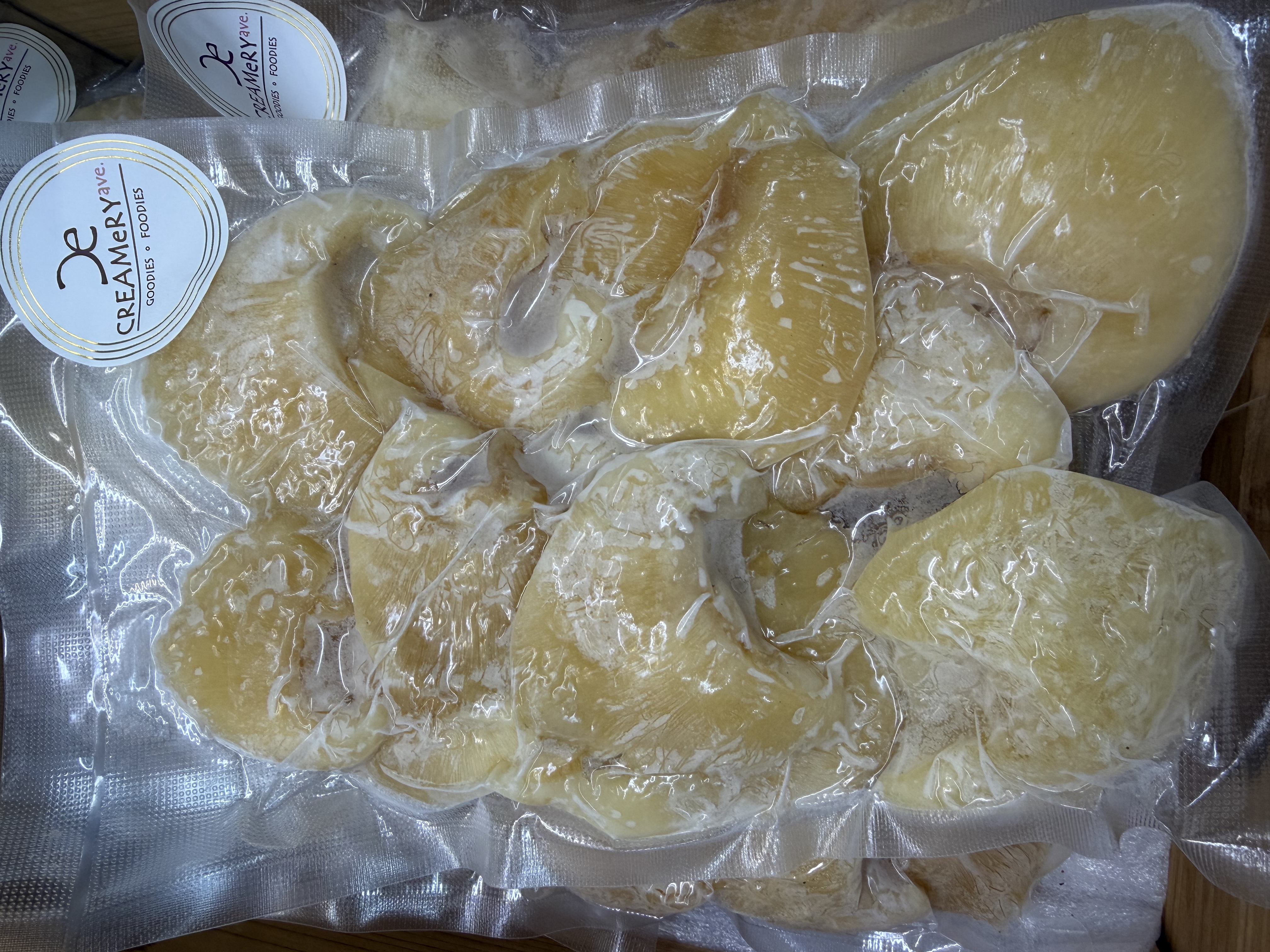 靚靚急凍金山勾翅 （細）±8両-10両/包