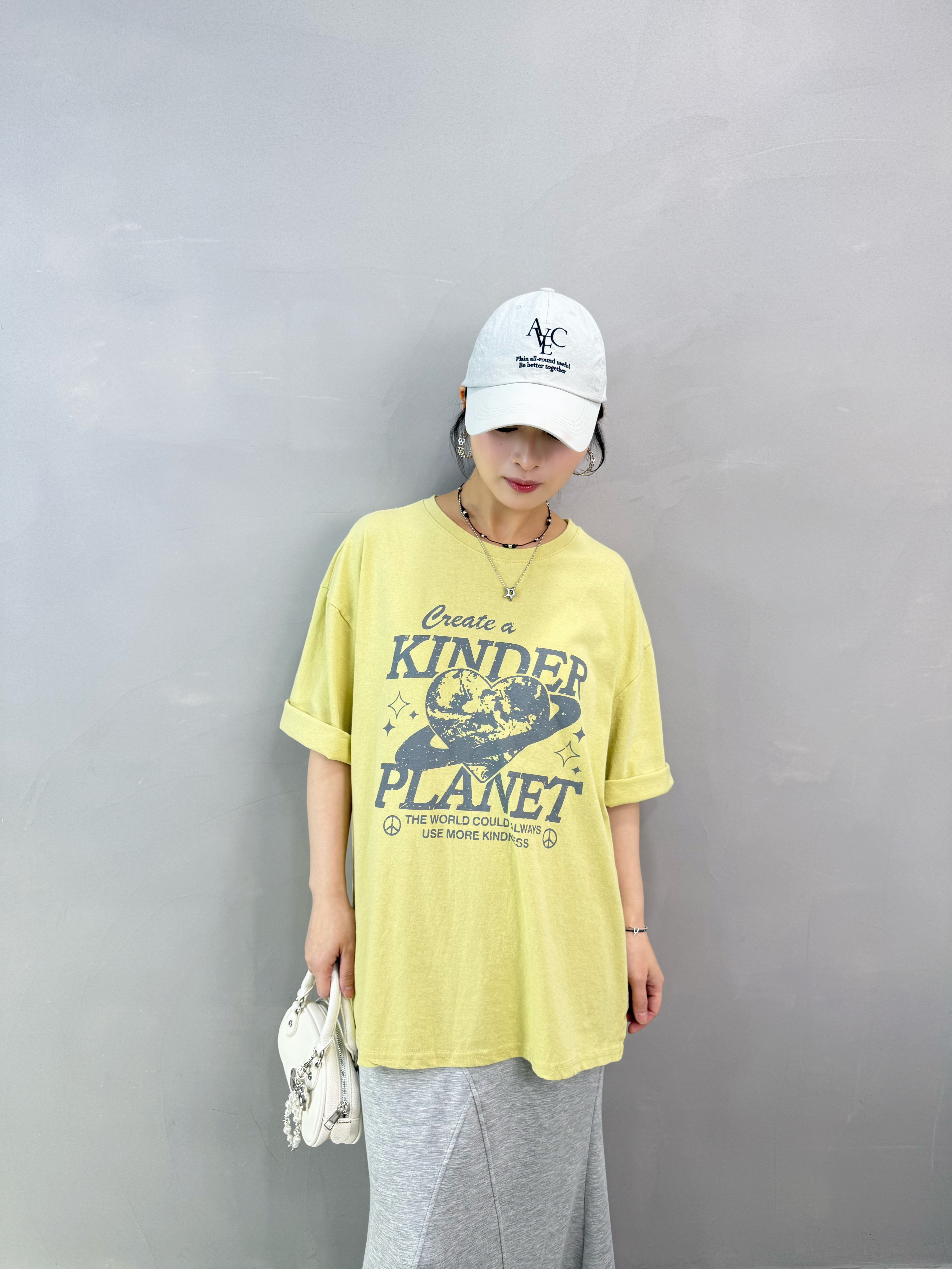 V66 心心星球Print Tee