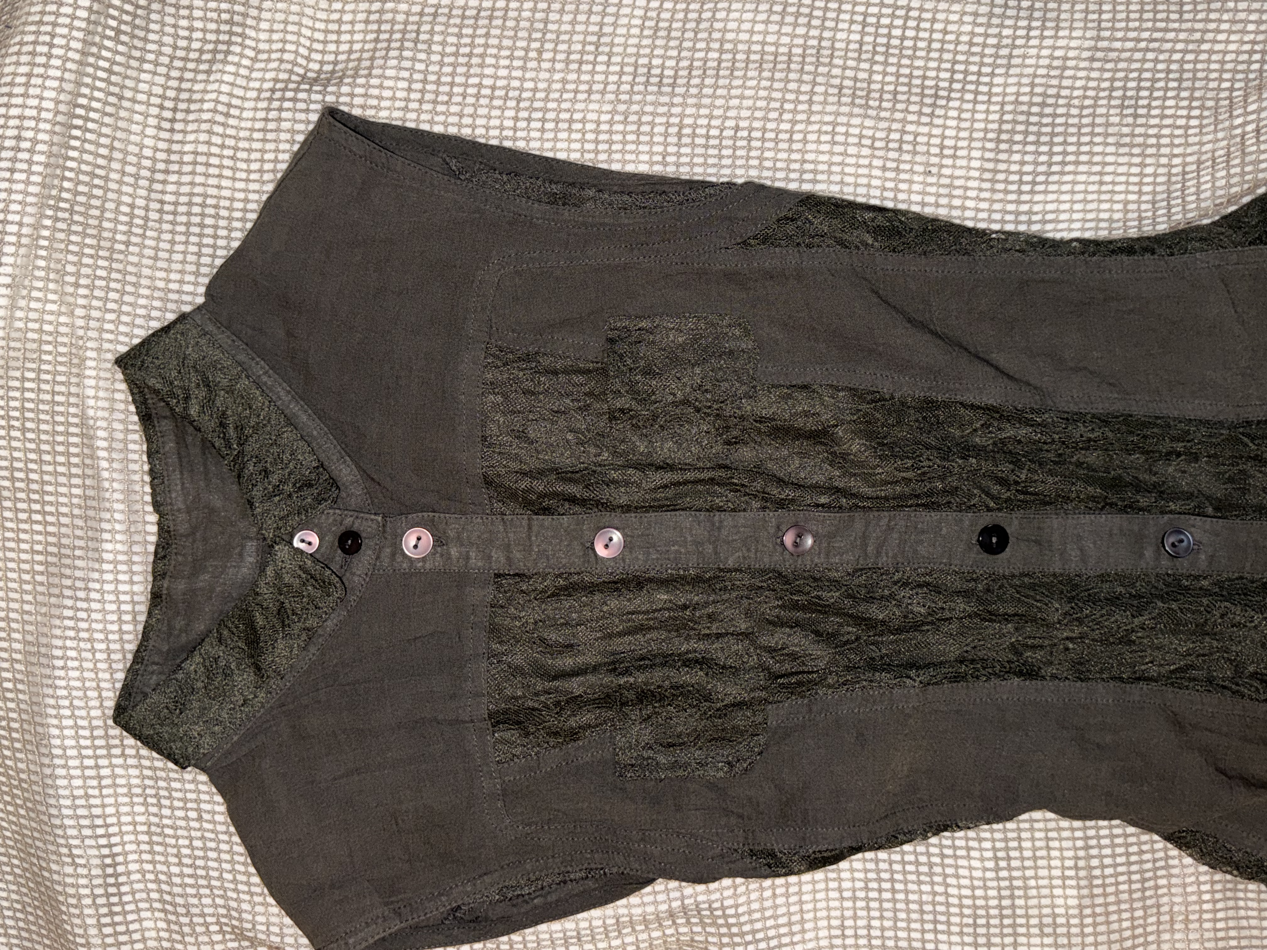  Sleeveless Button-down Dress with Lace Trim