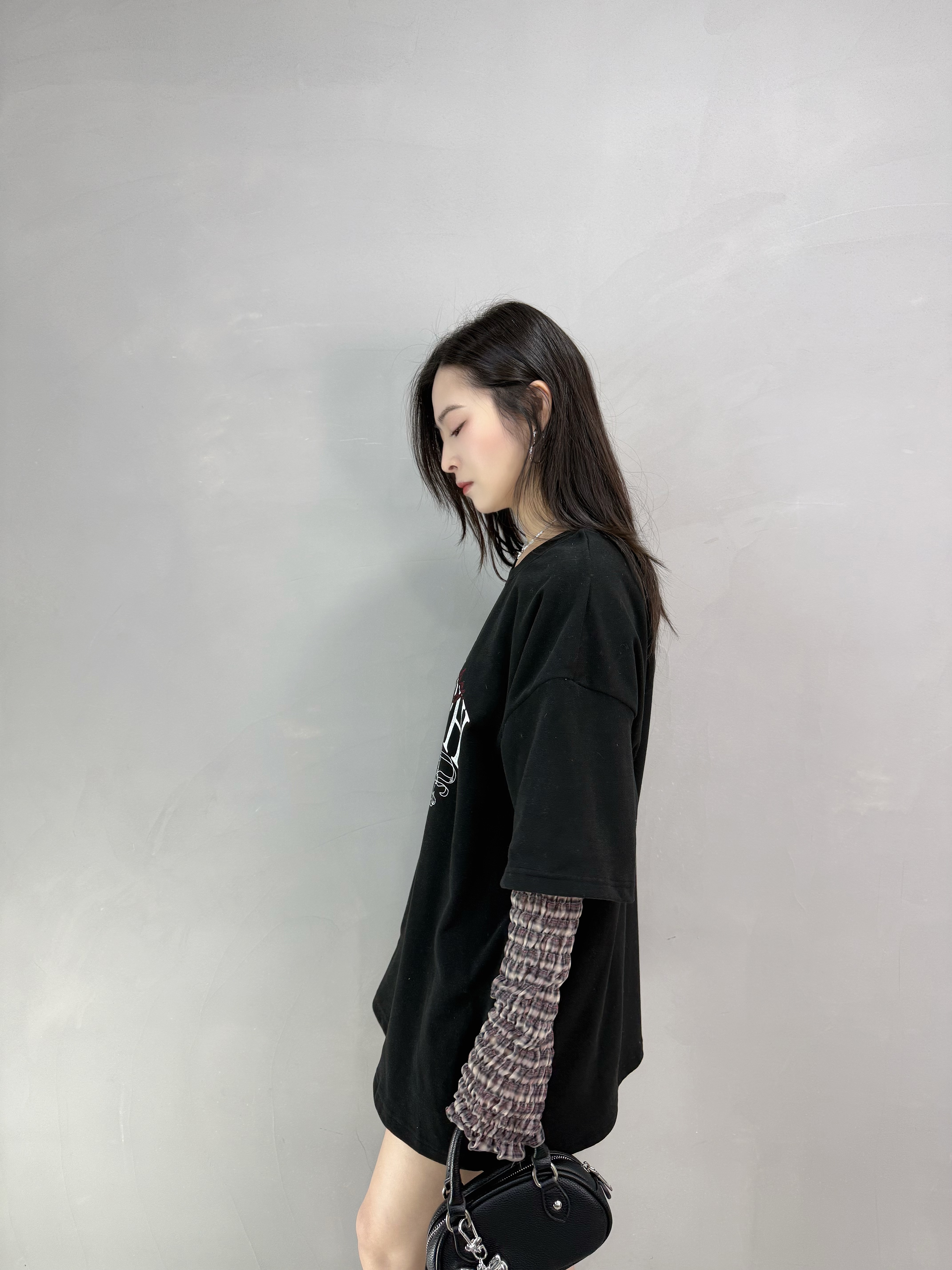 G80 假兩件格仔袖熊仔Tee