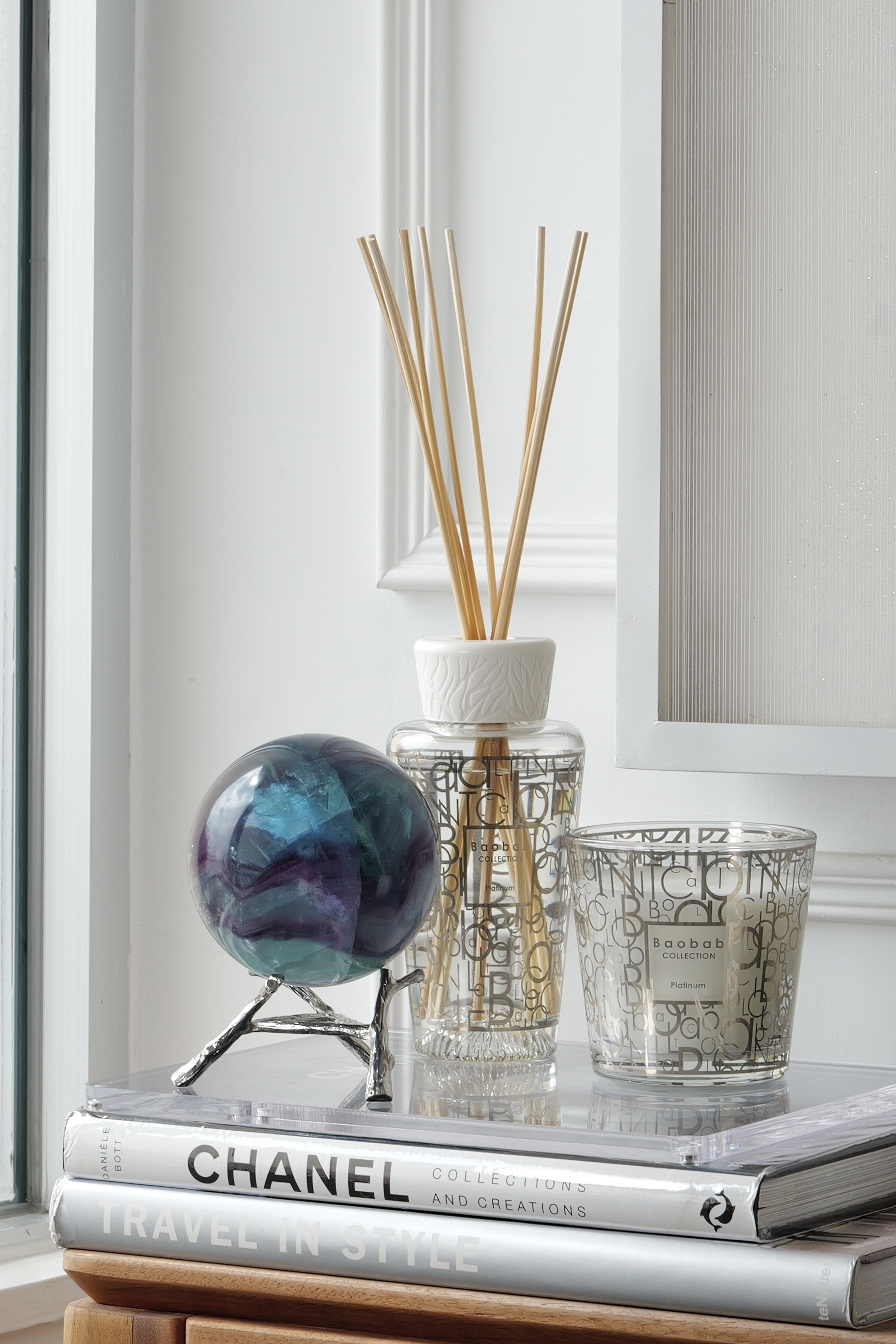 ༒1.3Kg+ 9cm紫藍綠千層紋螢石球༒    A30HFN7G1Mtm-RA27*6TF